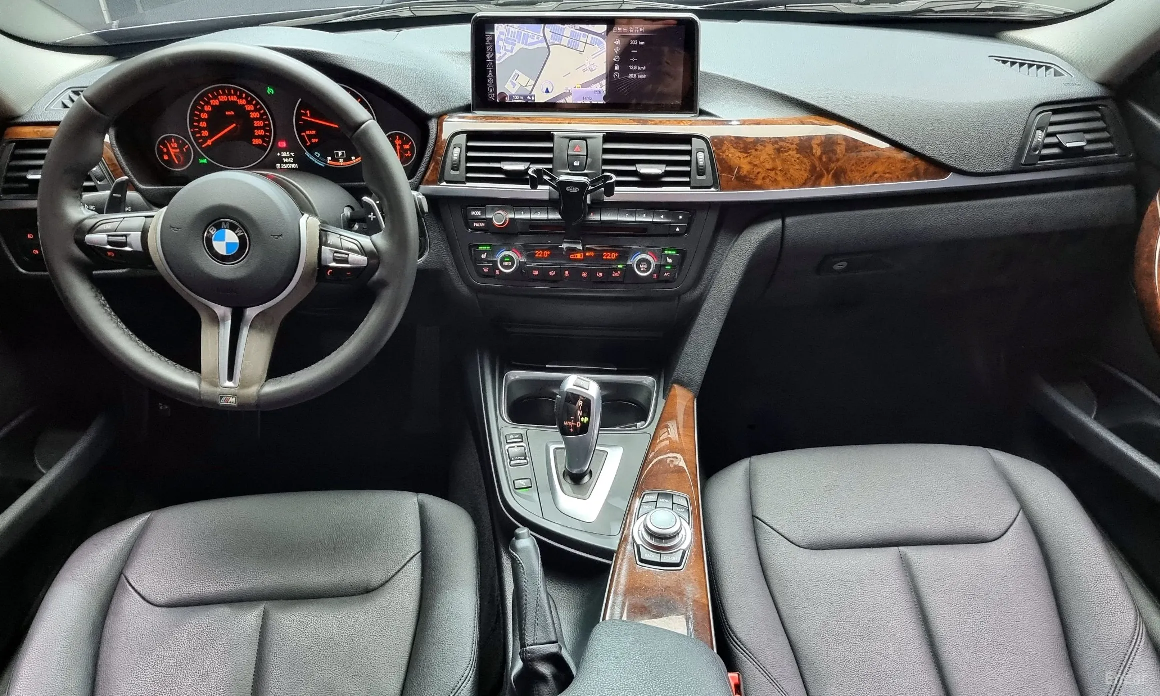 BMW 3 Series (F30) превью 4