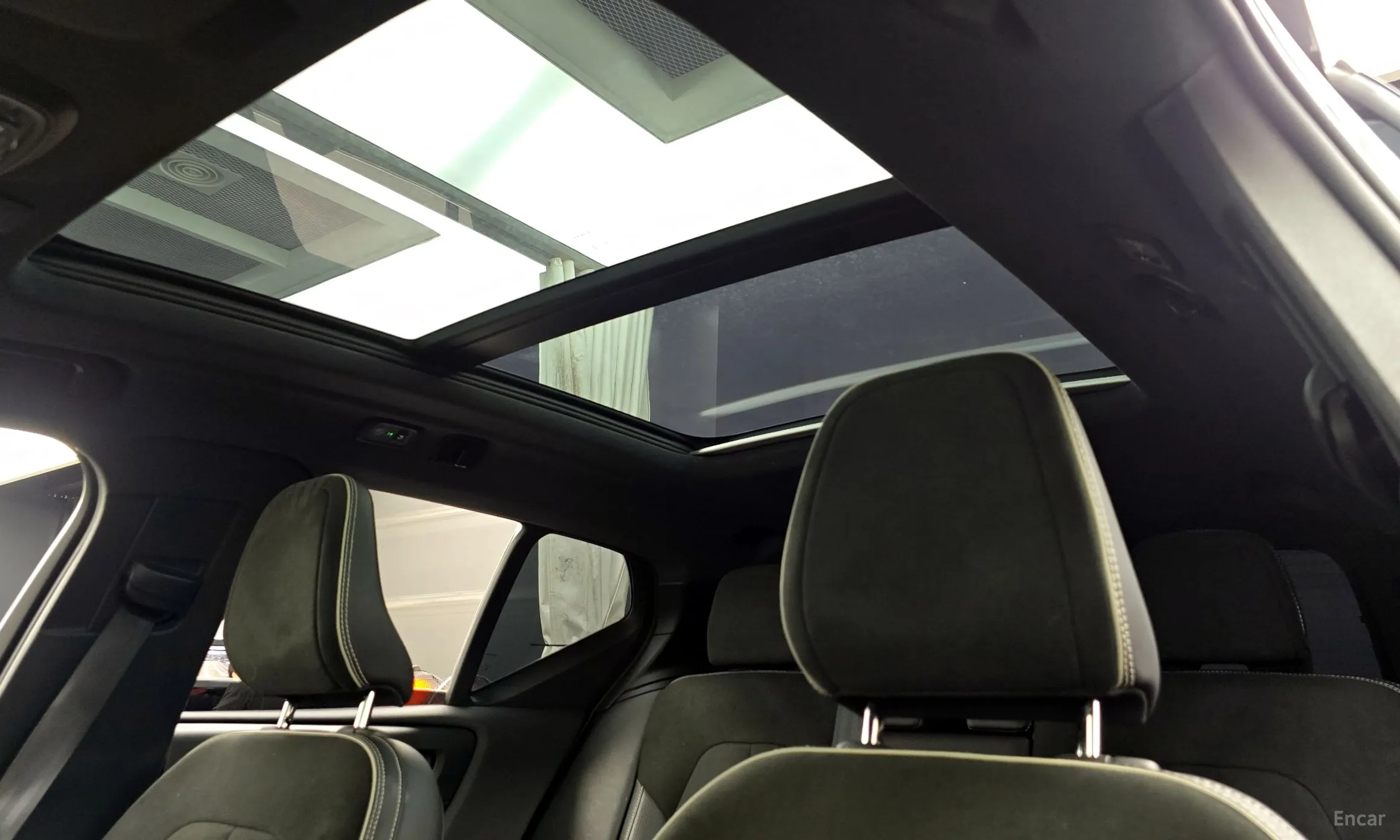 Volvo XC40 превью 18