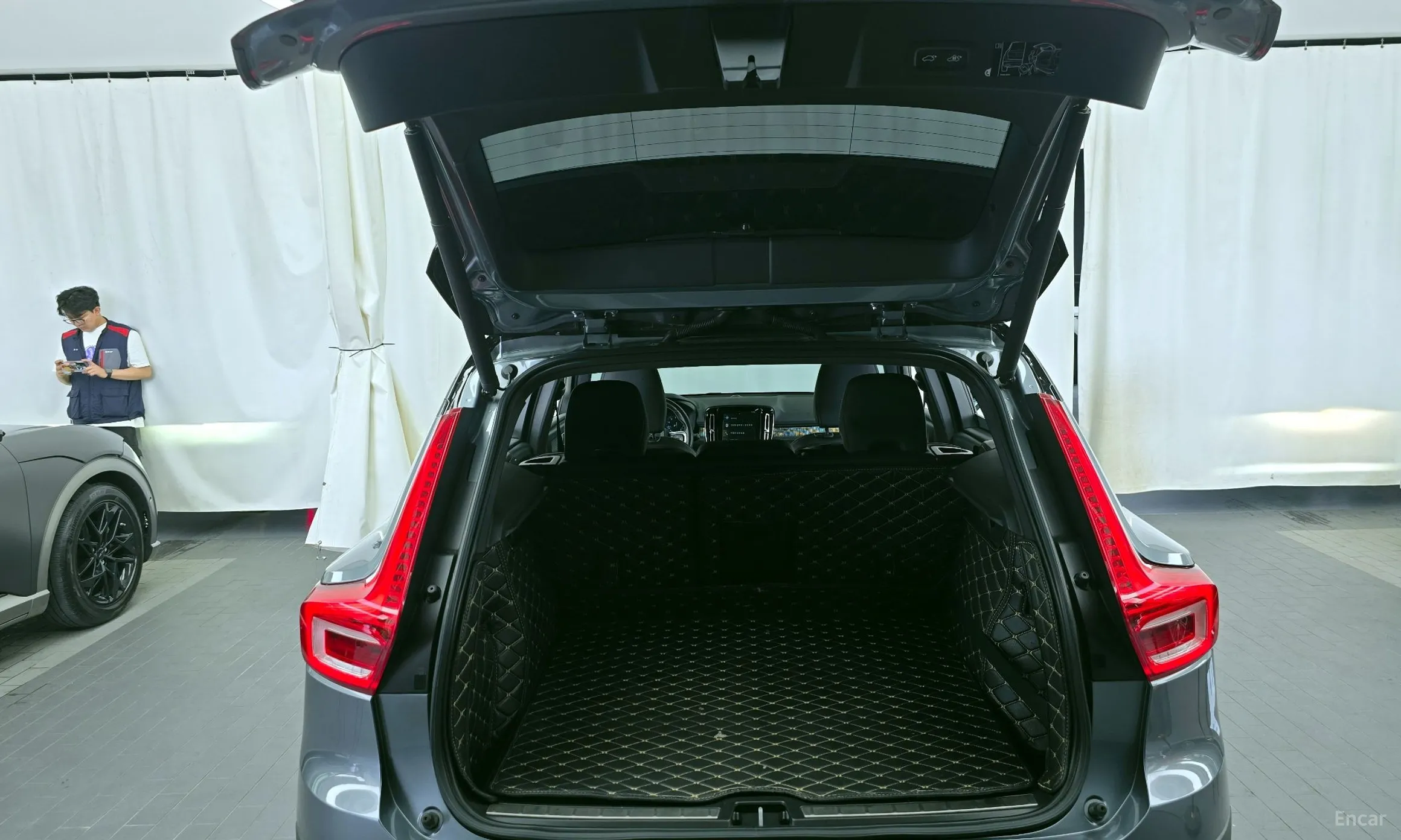 Volvo XC40 превью 20