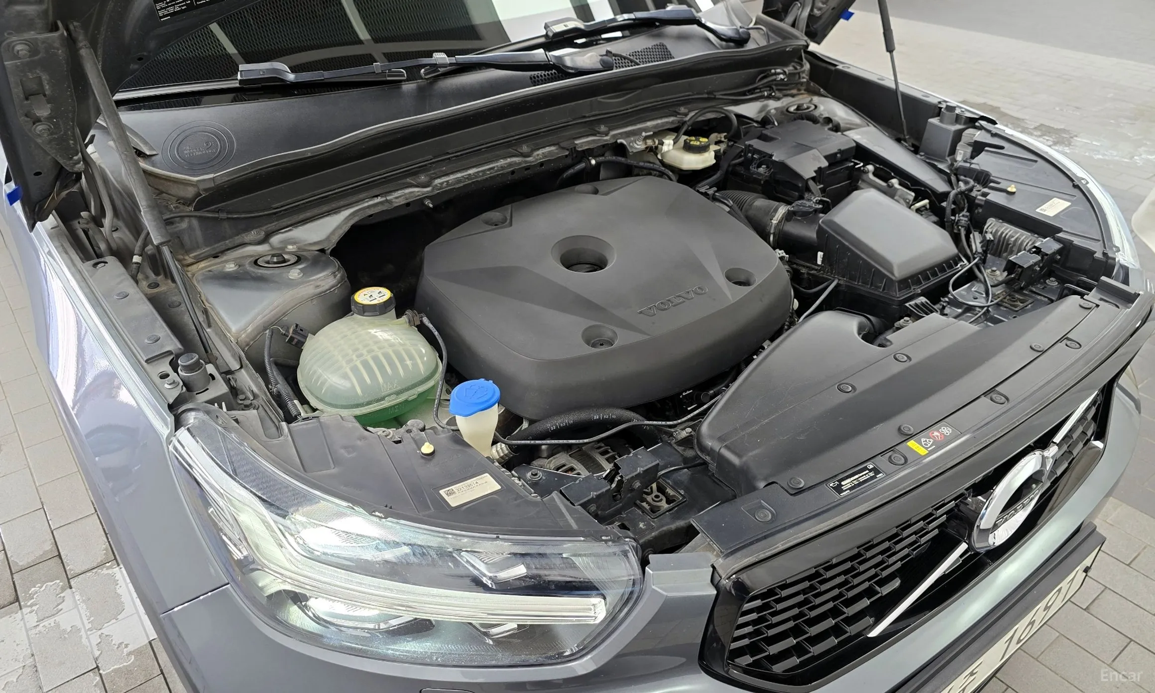 Volvo XC40 превью 6