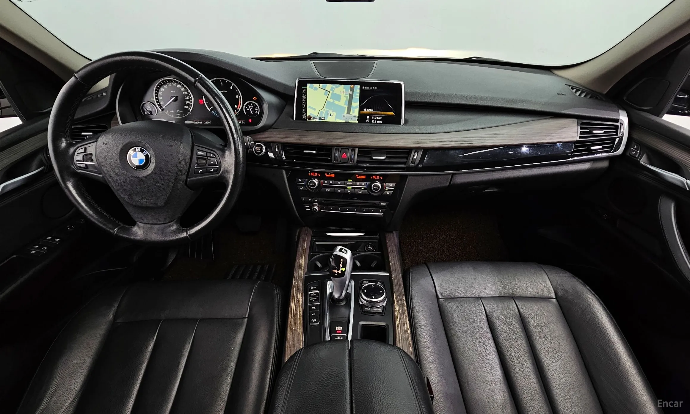 BMW X5 (F15) превью 4