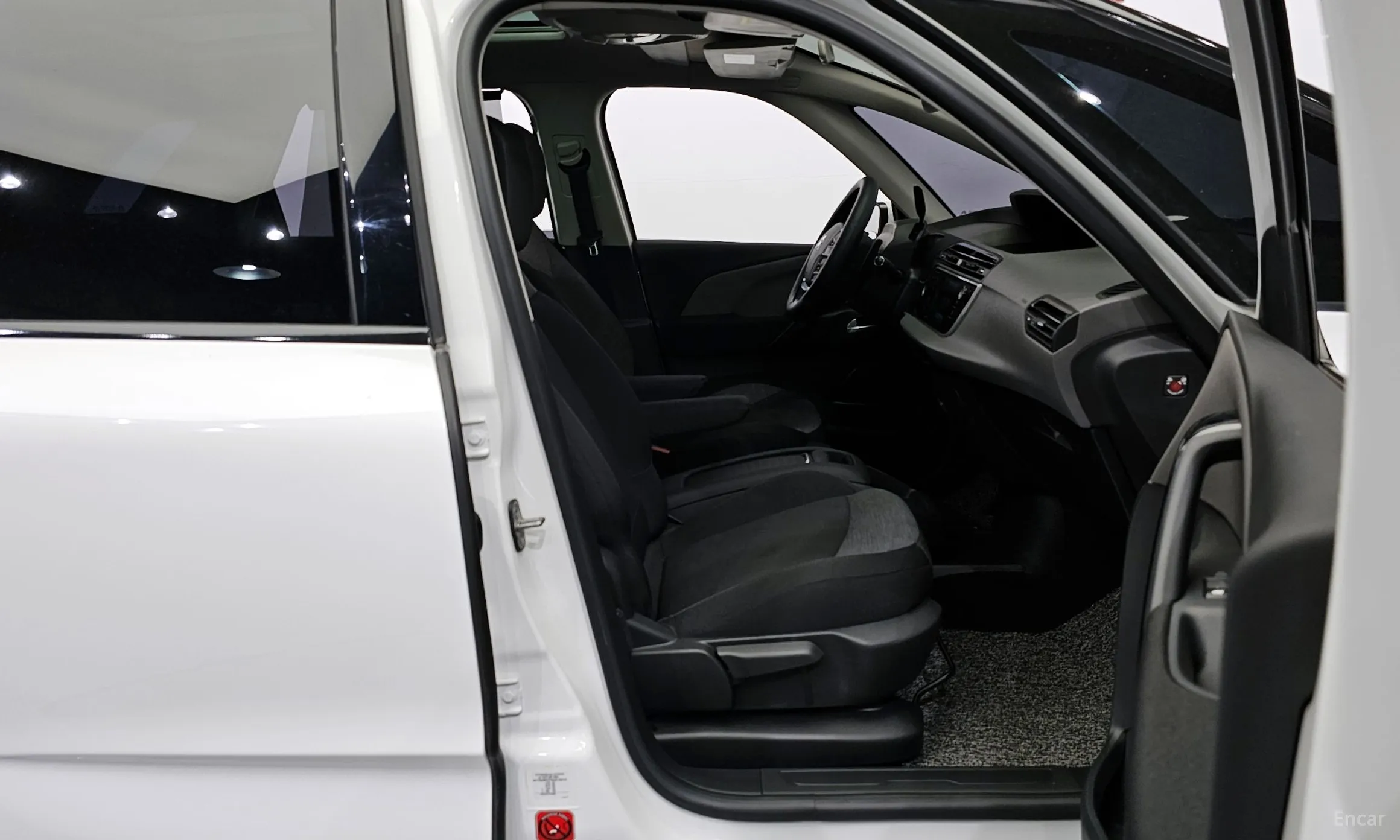 Citroën/DS C4 Picasso превью 11