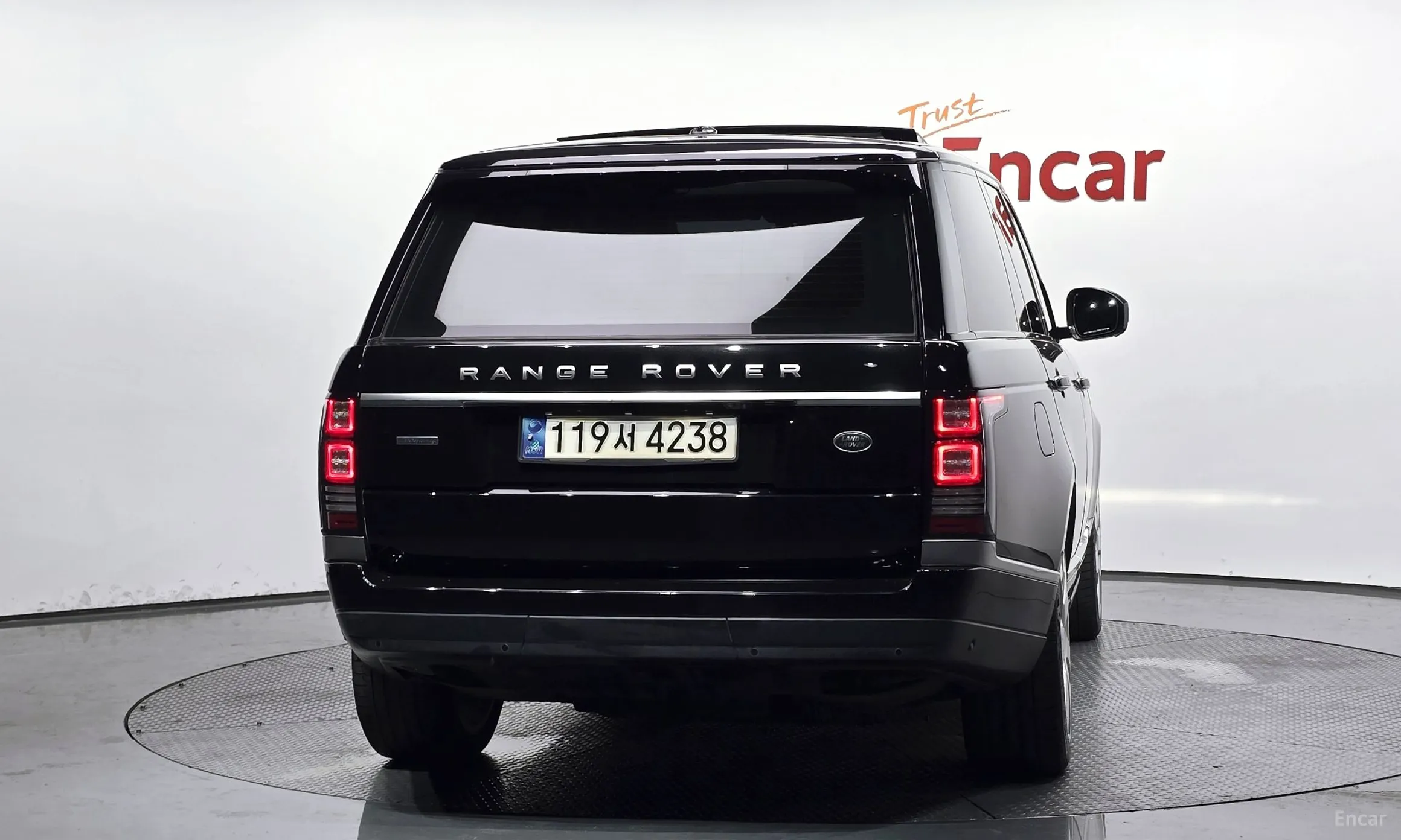 Land Rover Range Rover 4th Generation превью 3