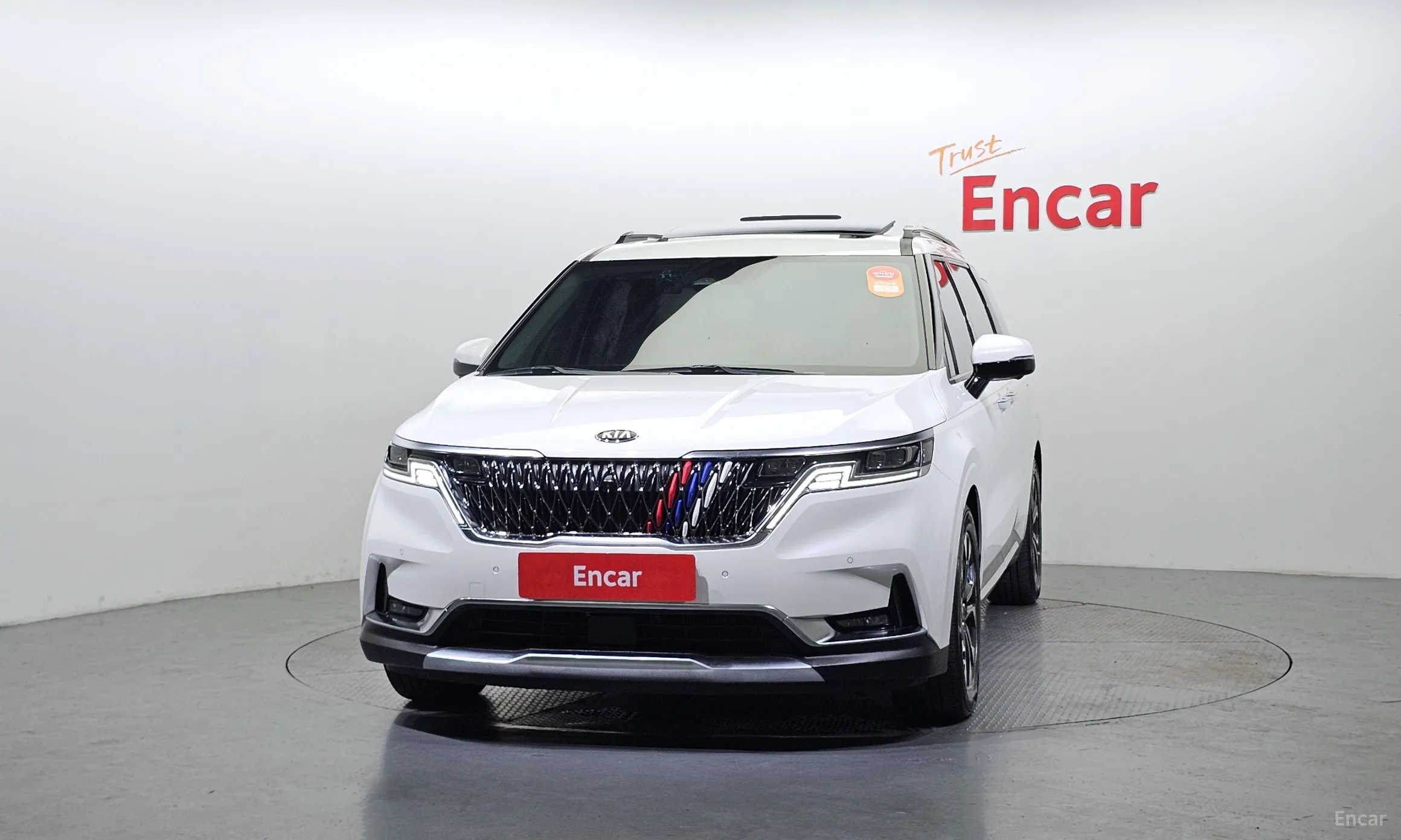 Kia Carnival Gen 4 превью 2