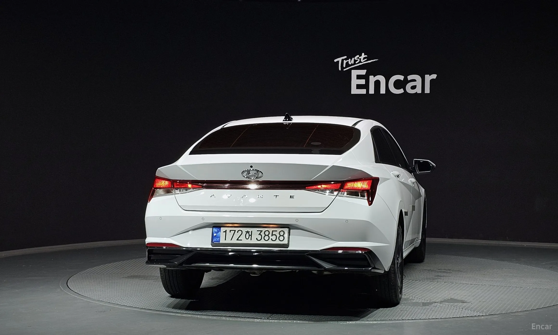 Hyundai Avante (CN7) превью 3