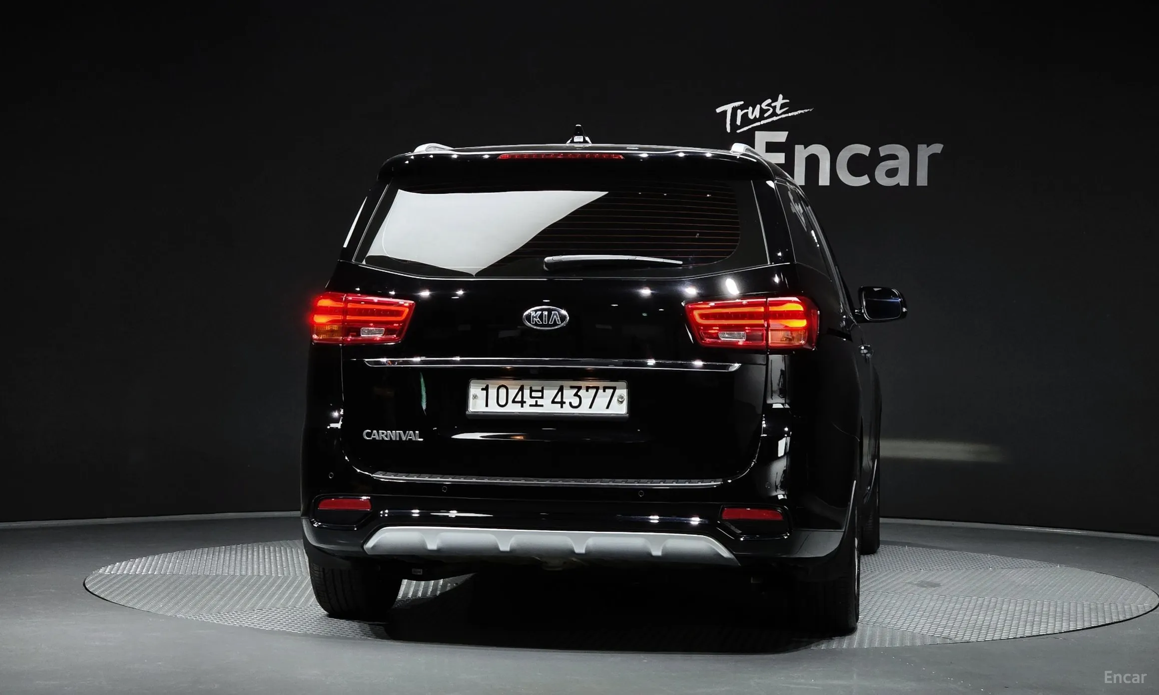 Kia Carnival превью 3