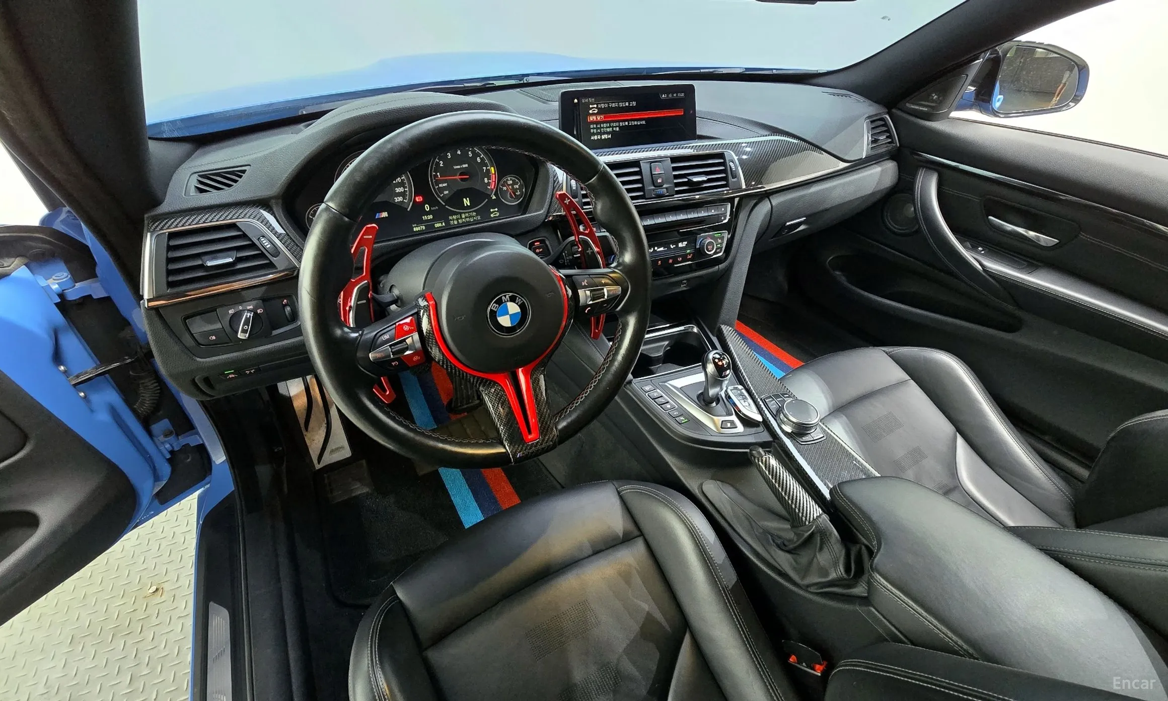 BMW M4 (F82) превью 4