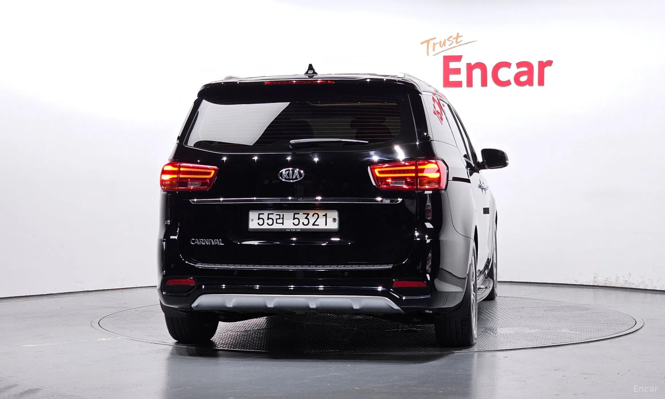 Kia Carnival превью 3