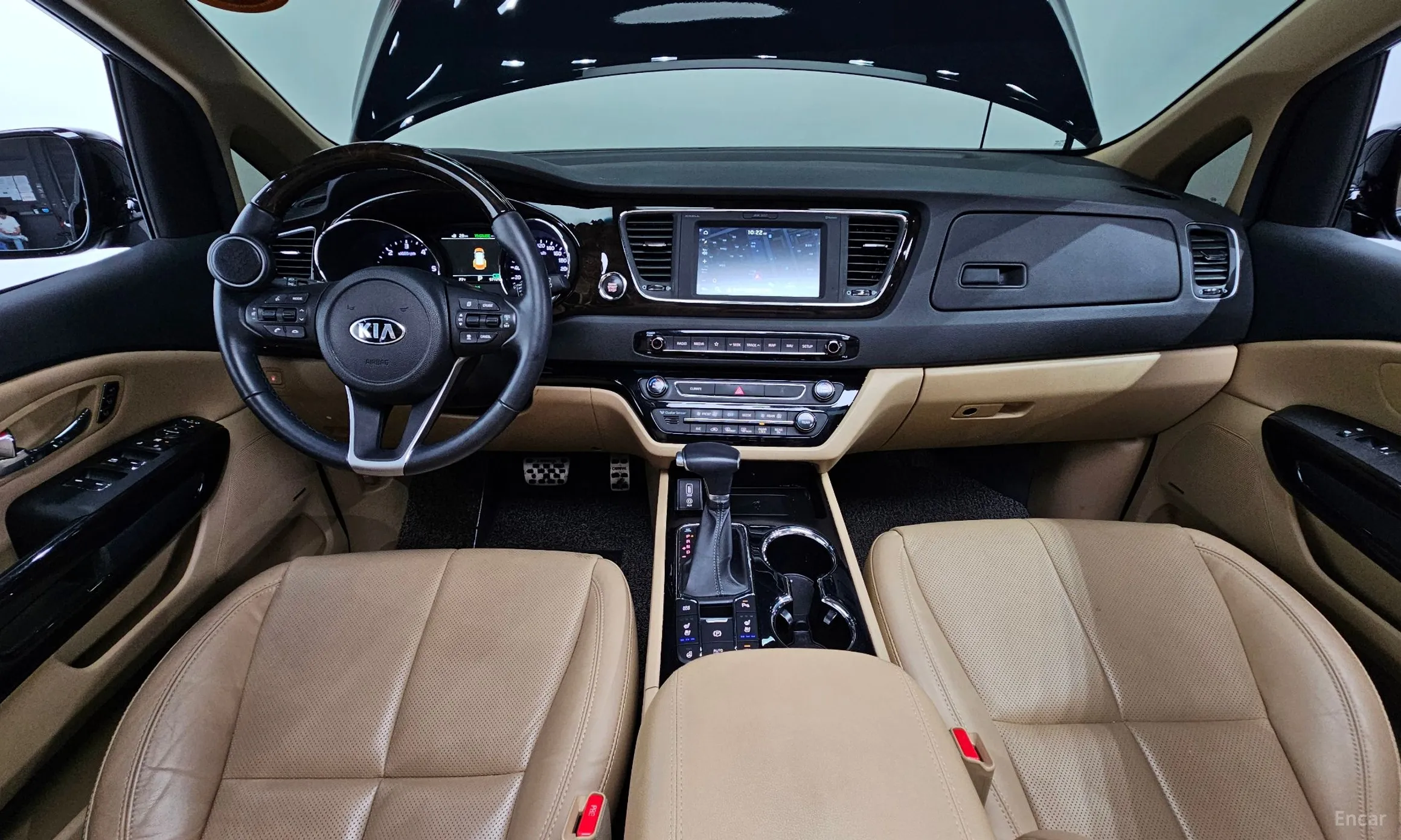 Kia Carnival превью 4