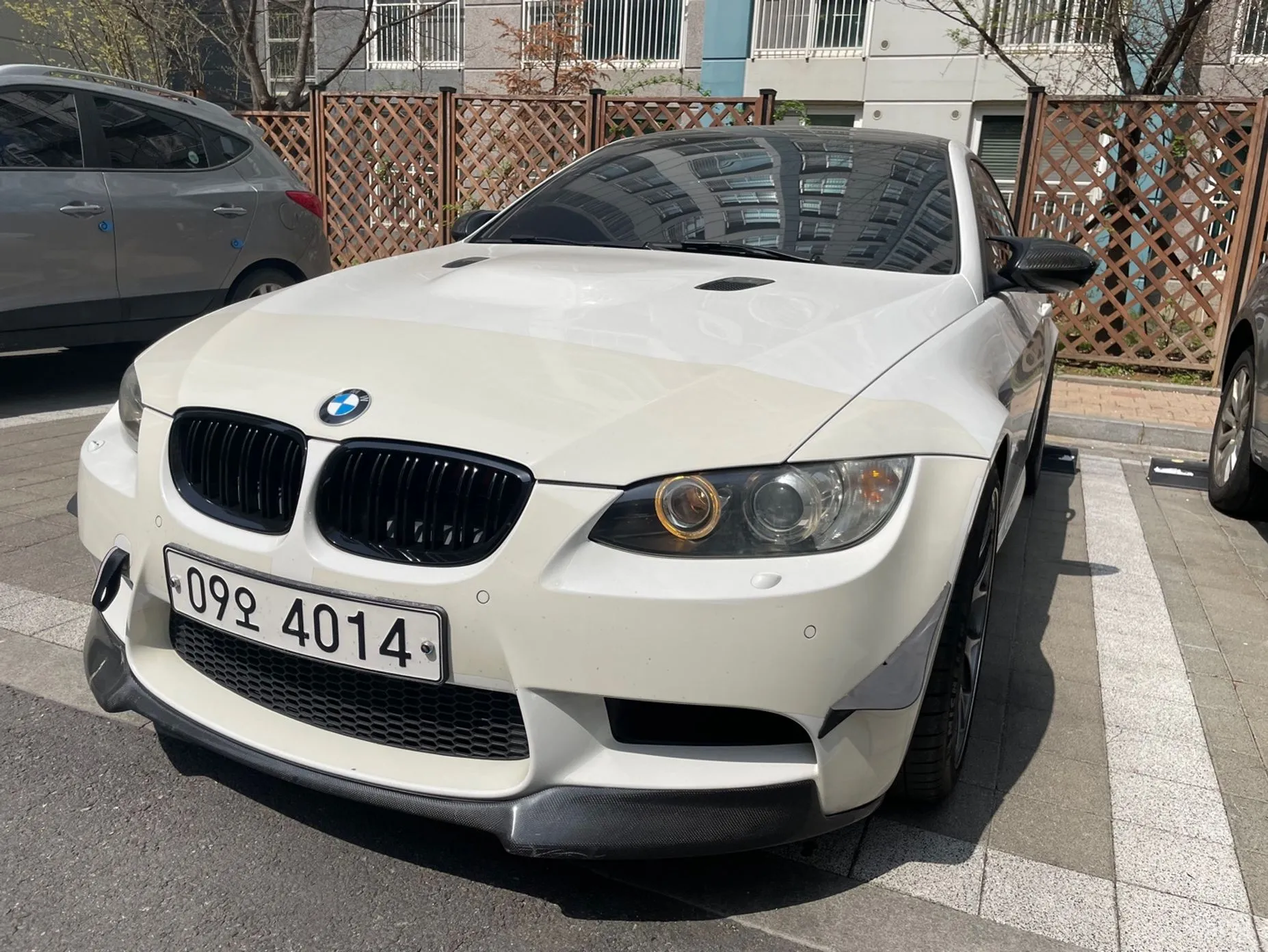 BMW M3 (E90)