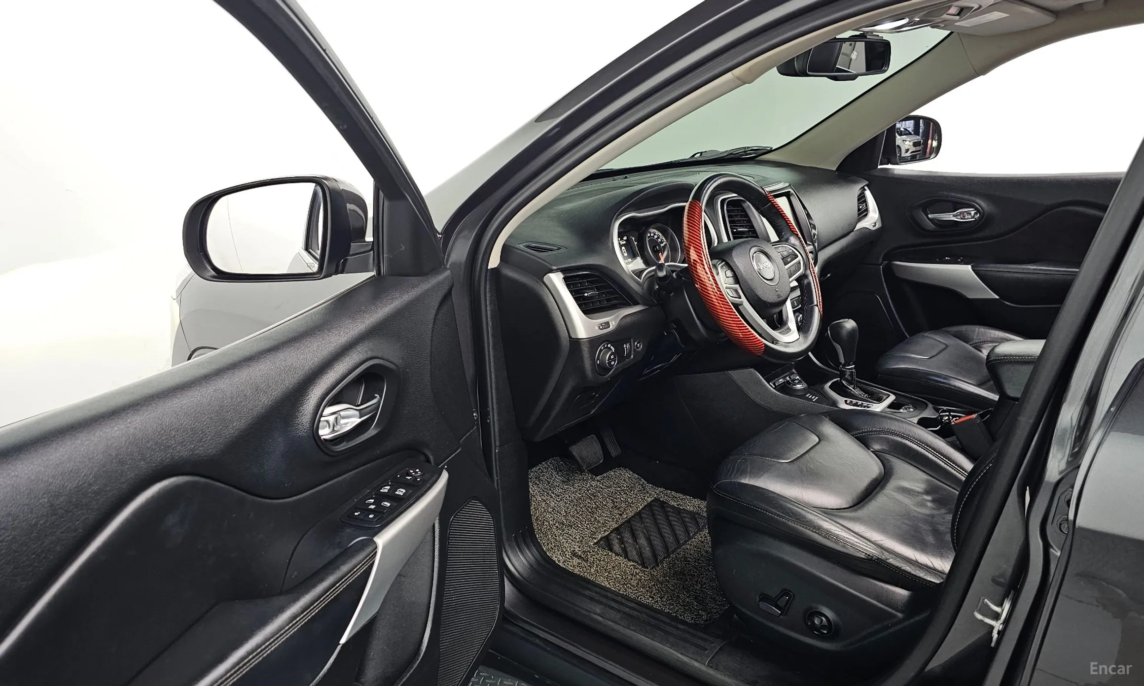 Jeep Cherokee (KL) превью 11