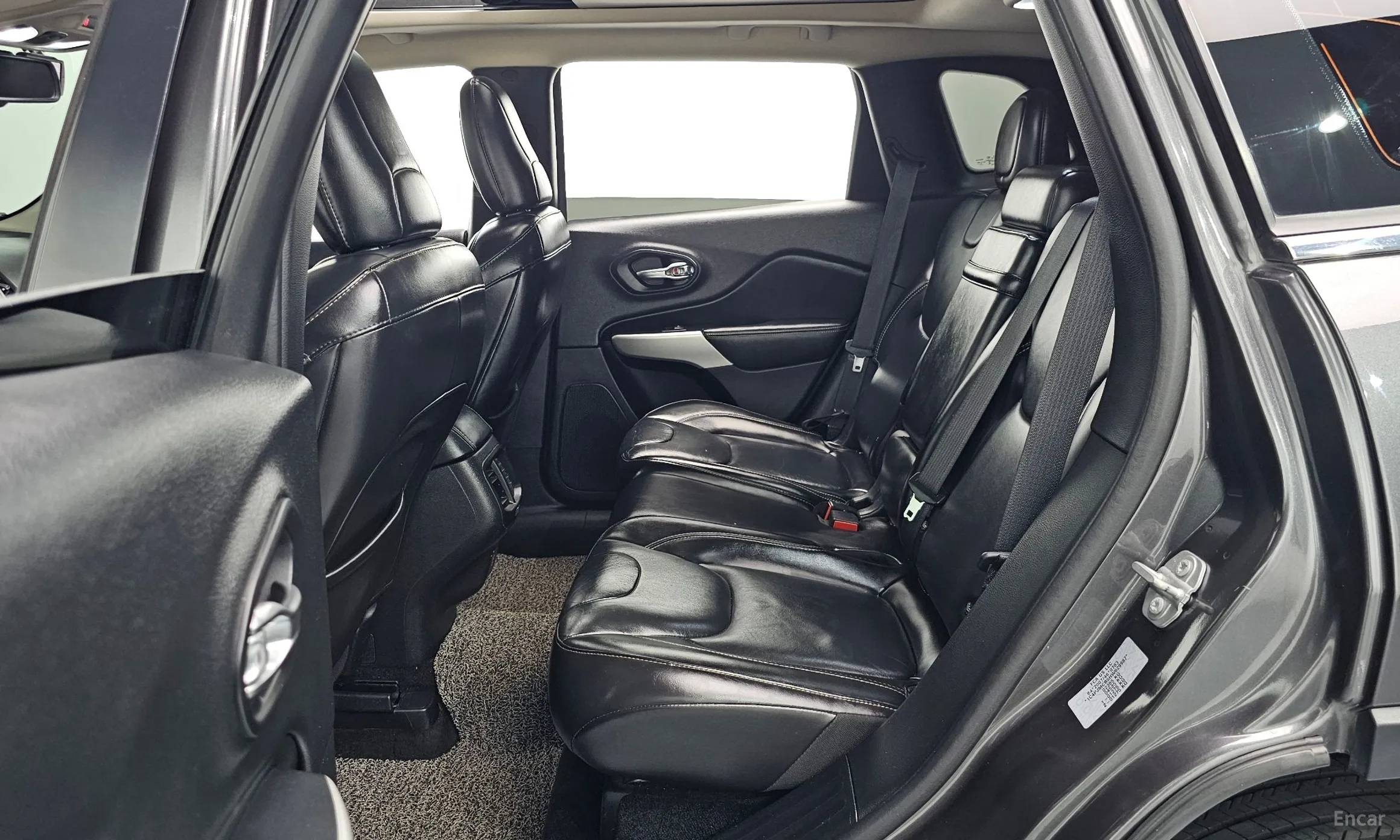 Jeep Cherokee (KL) превью 12