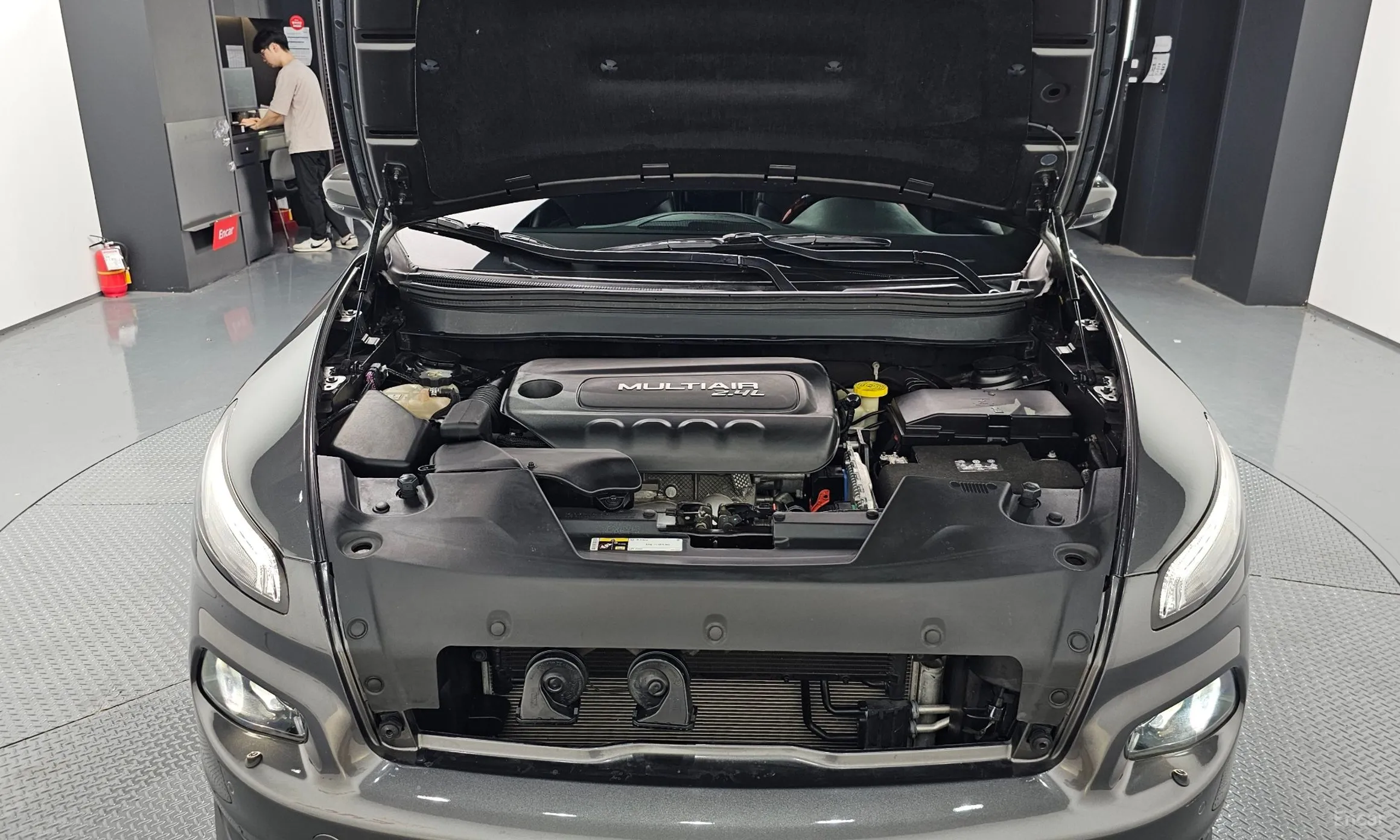 Jeep Cherokee (KL) превью 6