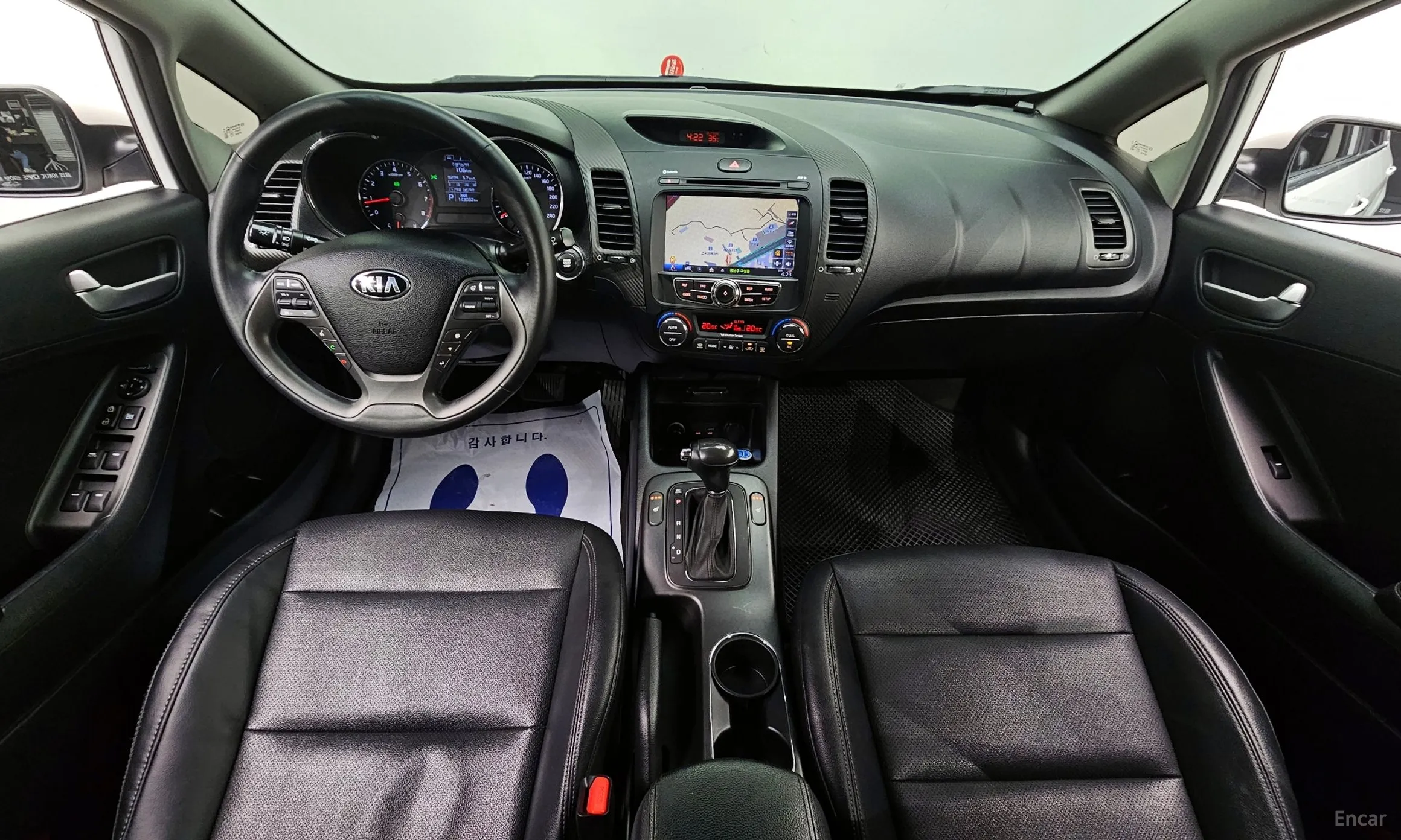 Kia K3 превью 4