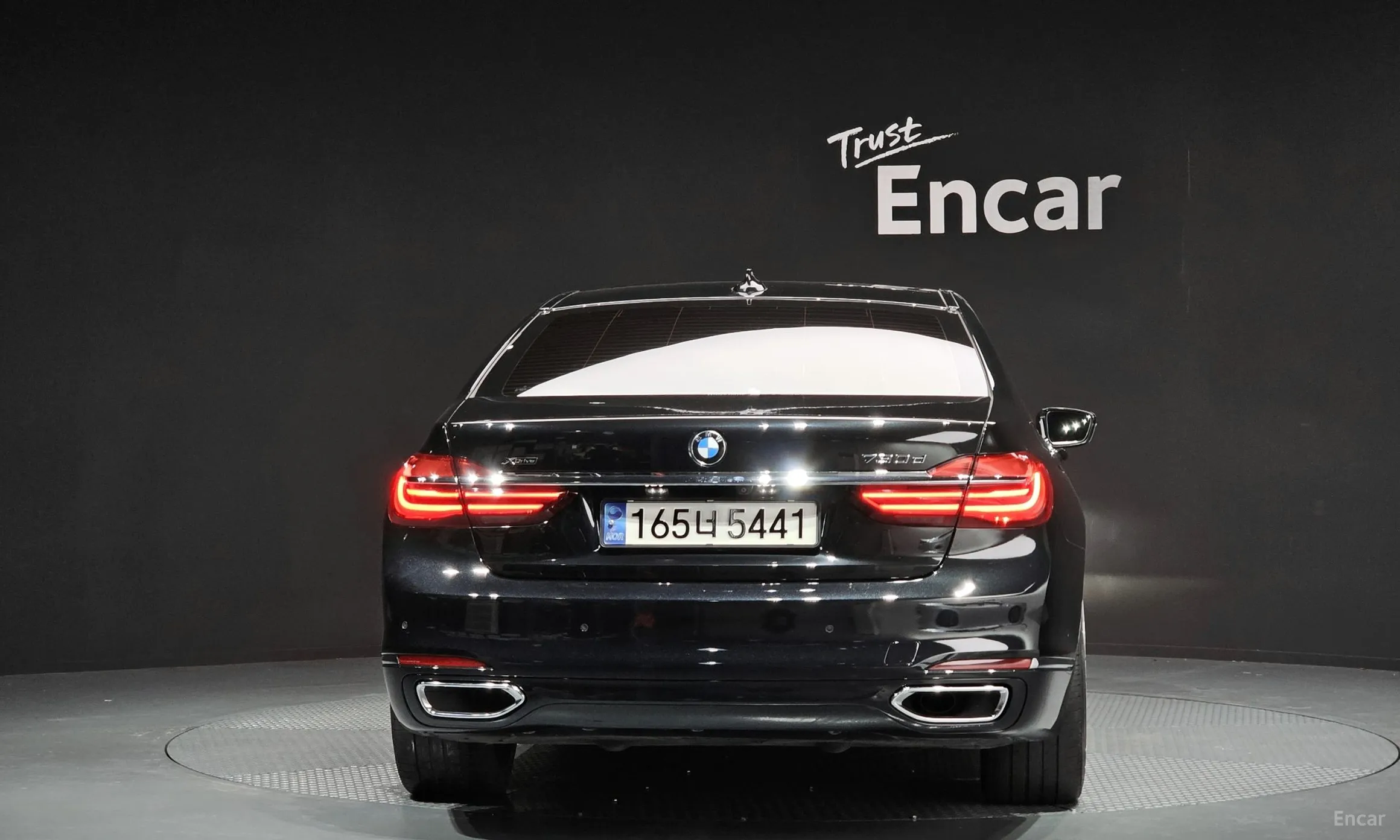 BMW 7 Series (G11) превью 3