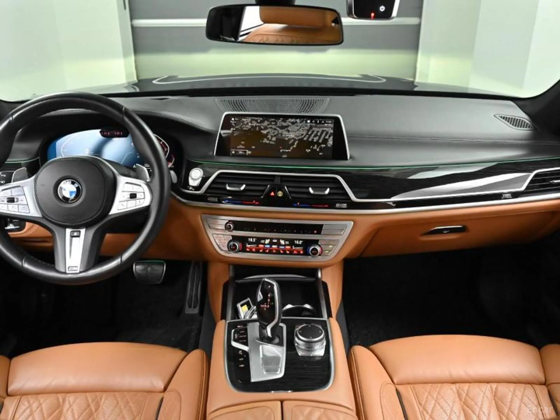BMW 7 Series (G11) превью 4