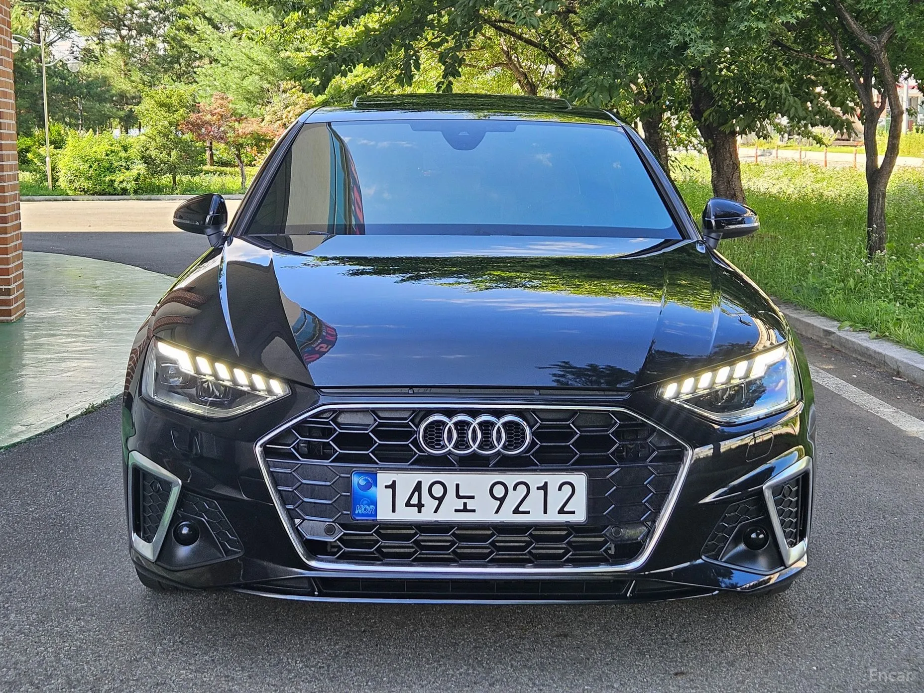 Audi A4 (B9)