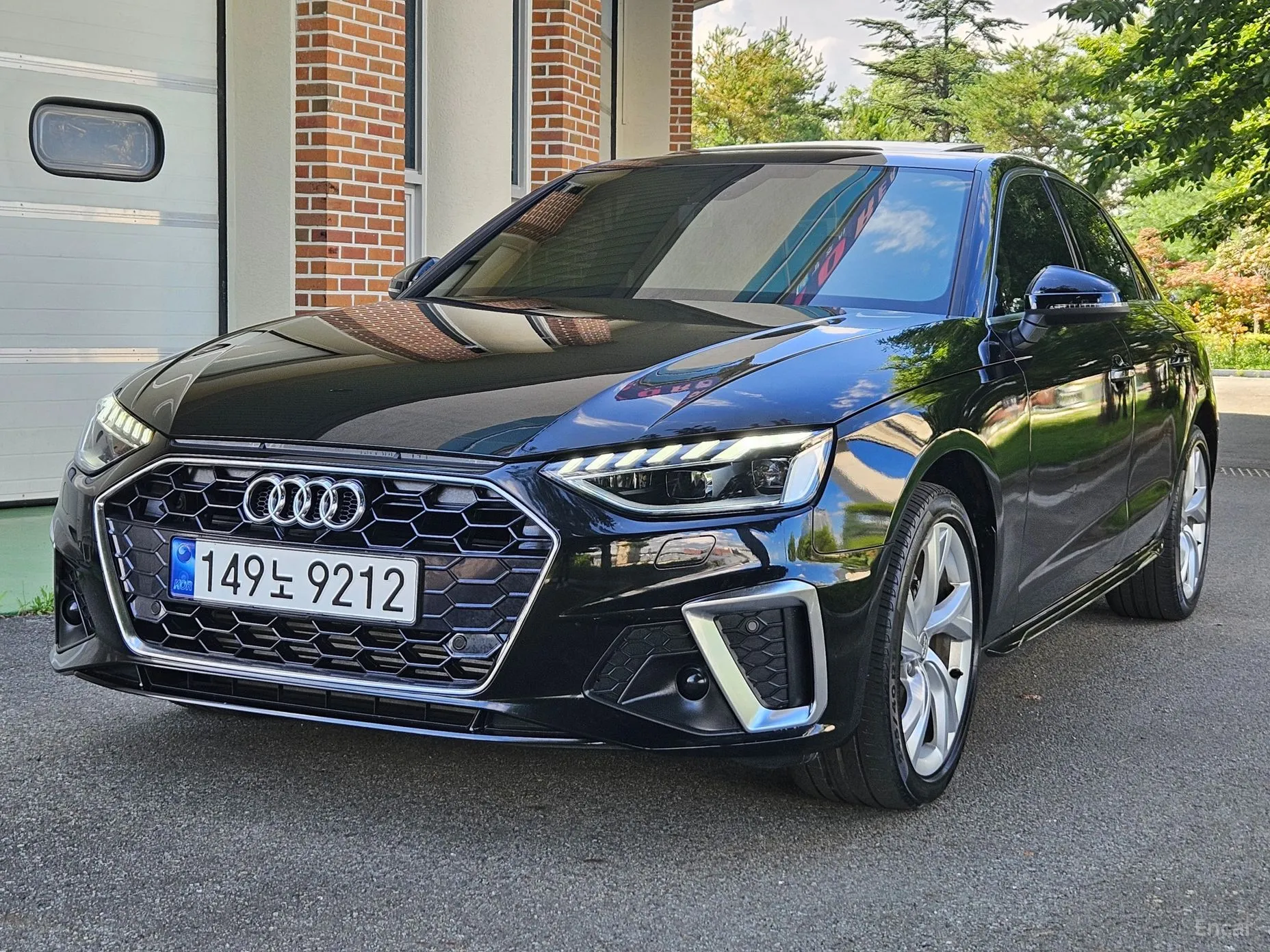 Audi A4 (B9)