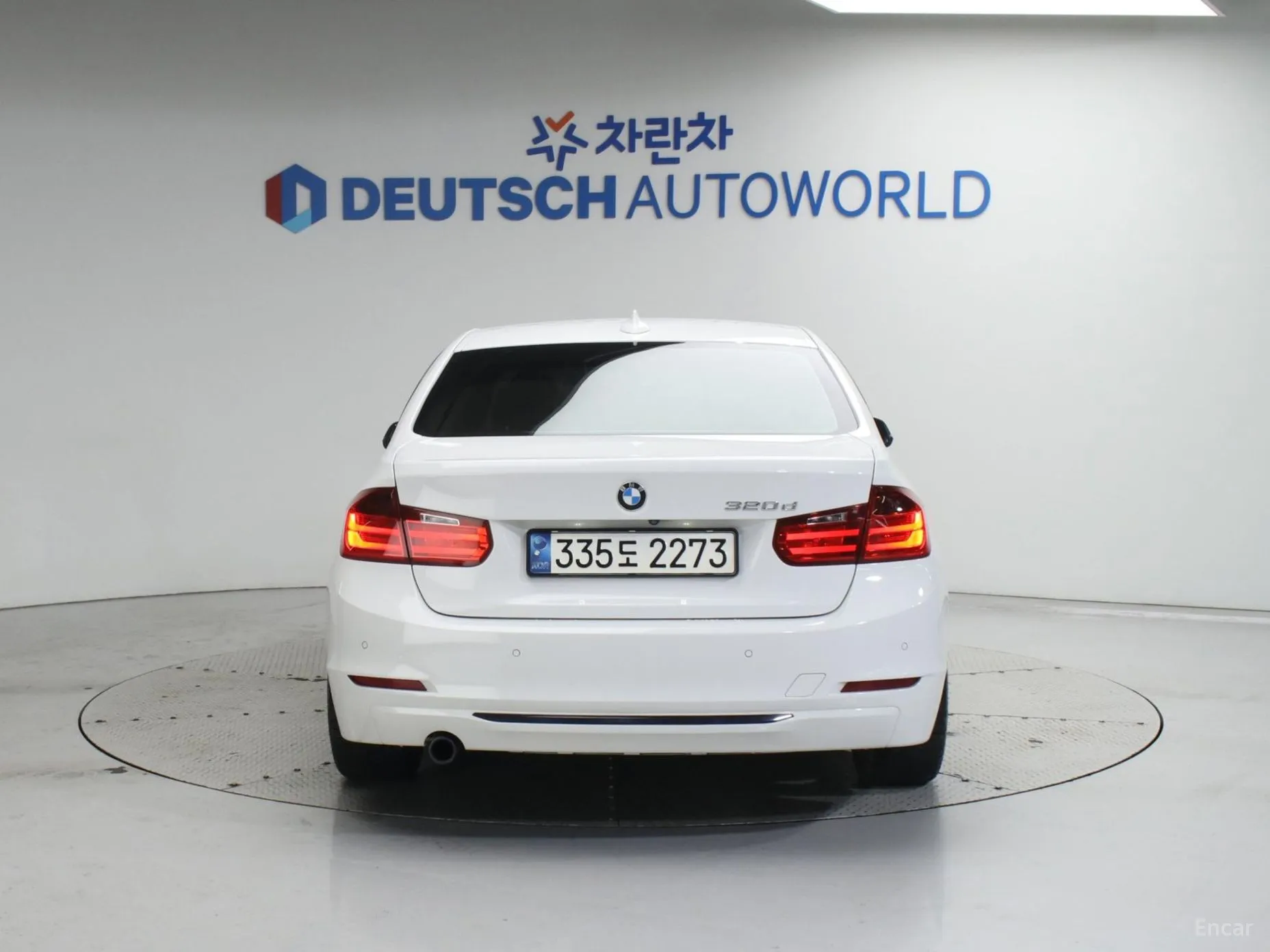 BMW 3 Series (F30) превью 3