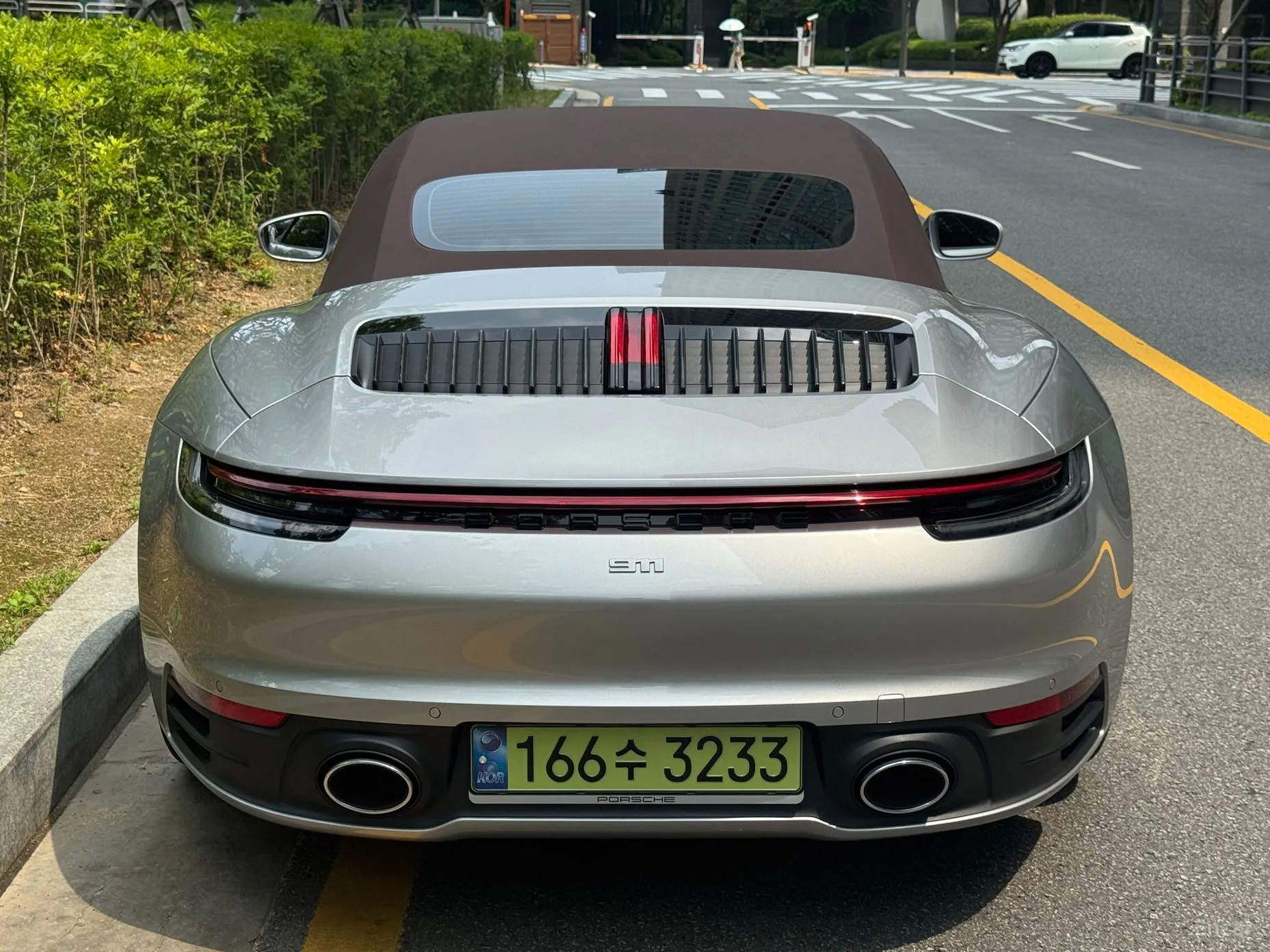 Porsche 911 (992) превью 3