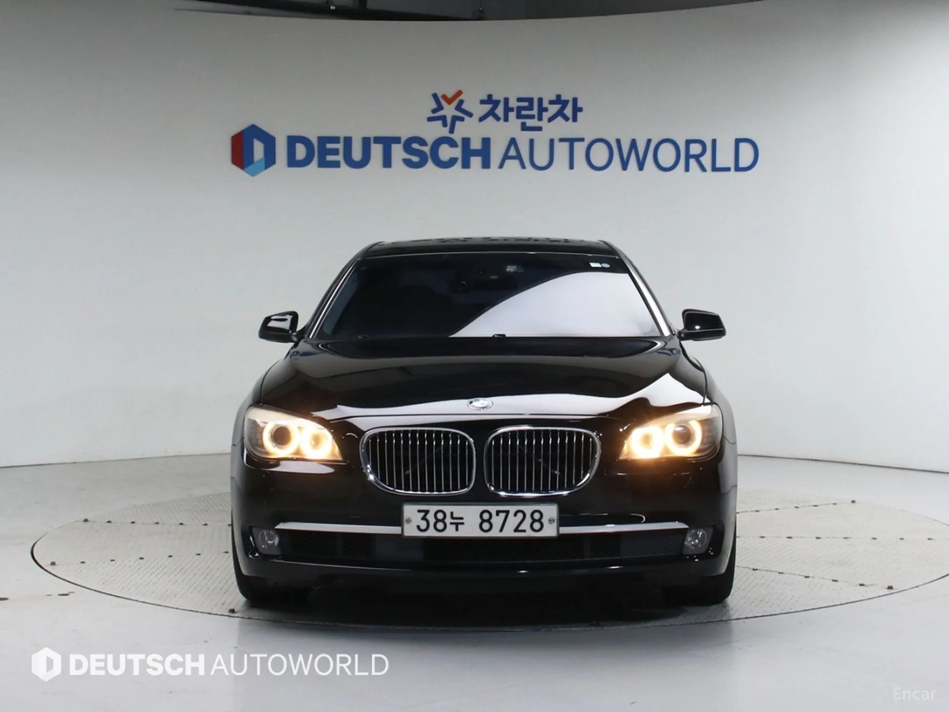 BMW 7 Series (F01)