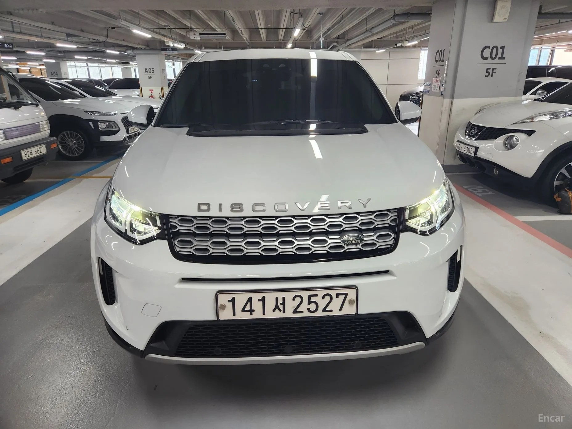 Land Rover Discovery Sports превью 2