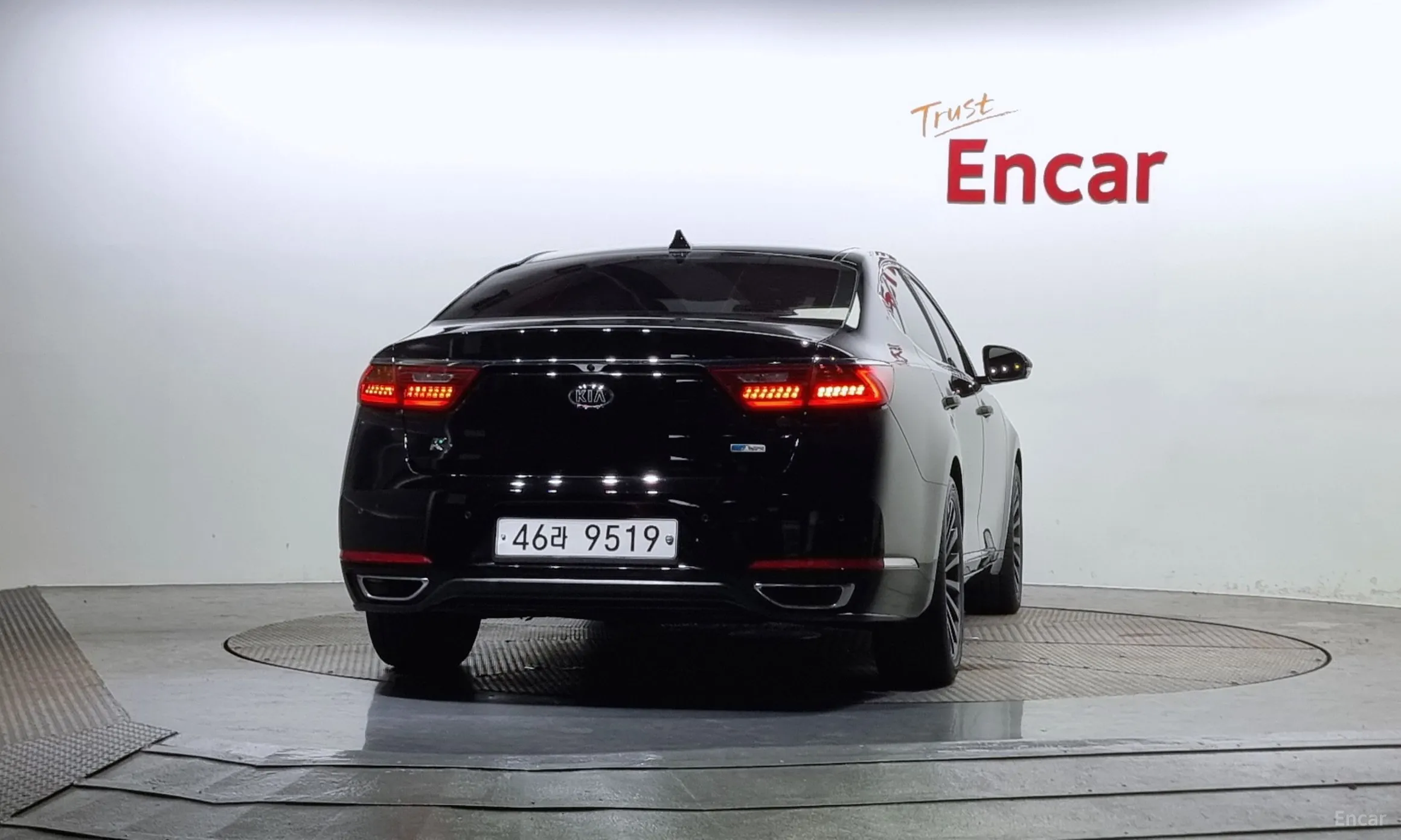 Kia K7 Hybrid превью 3