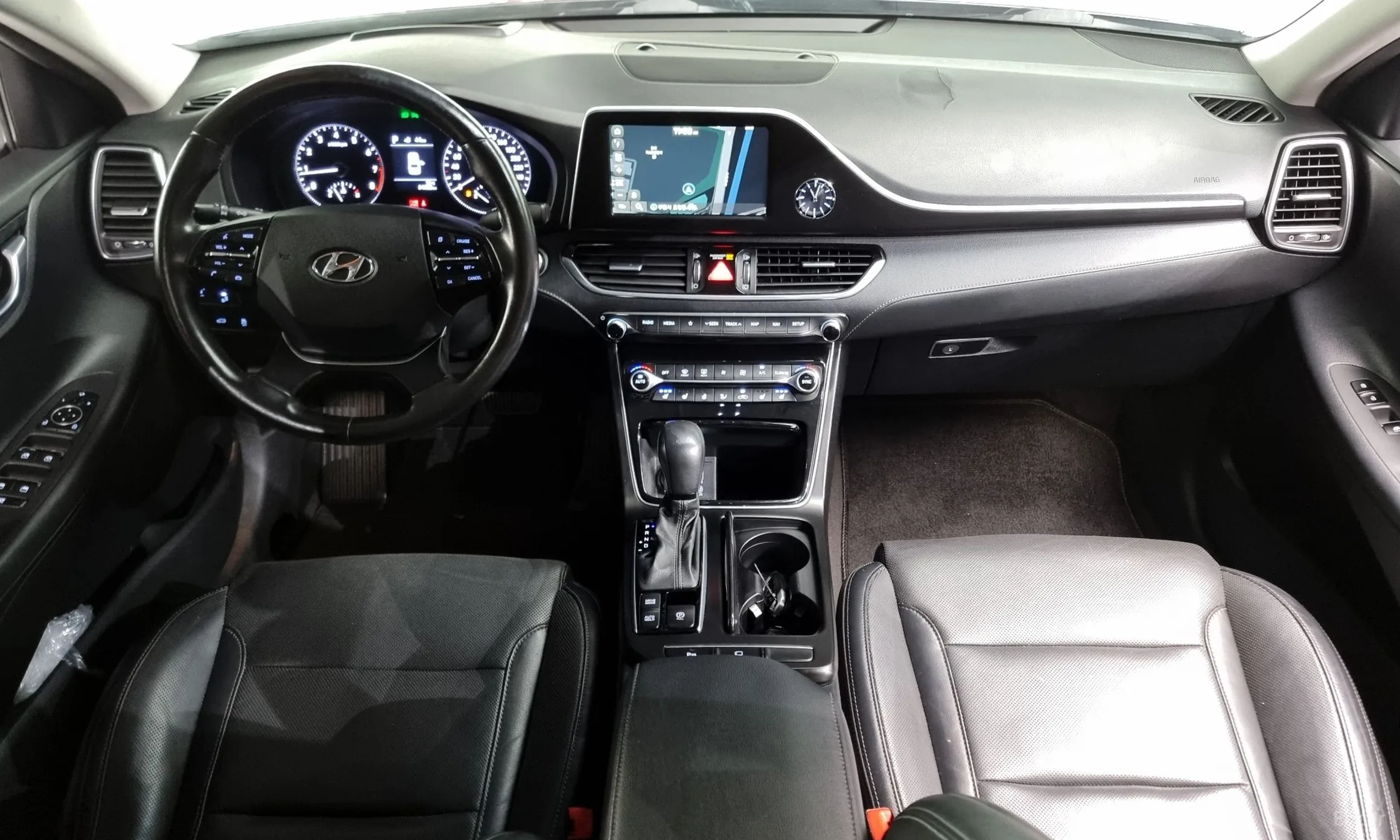 Hyundai Grandeur IG превью 4