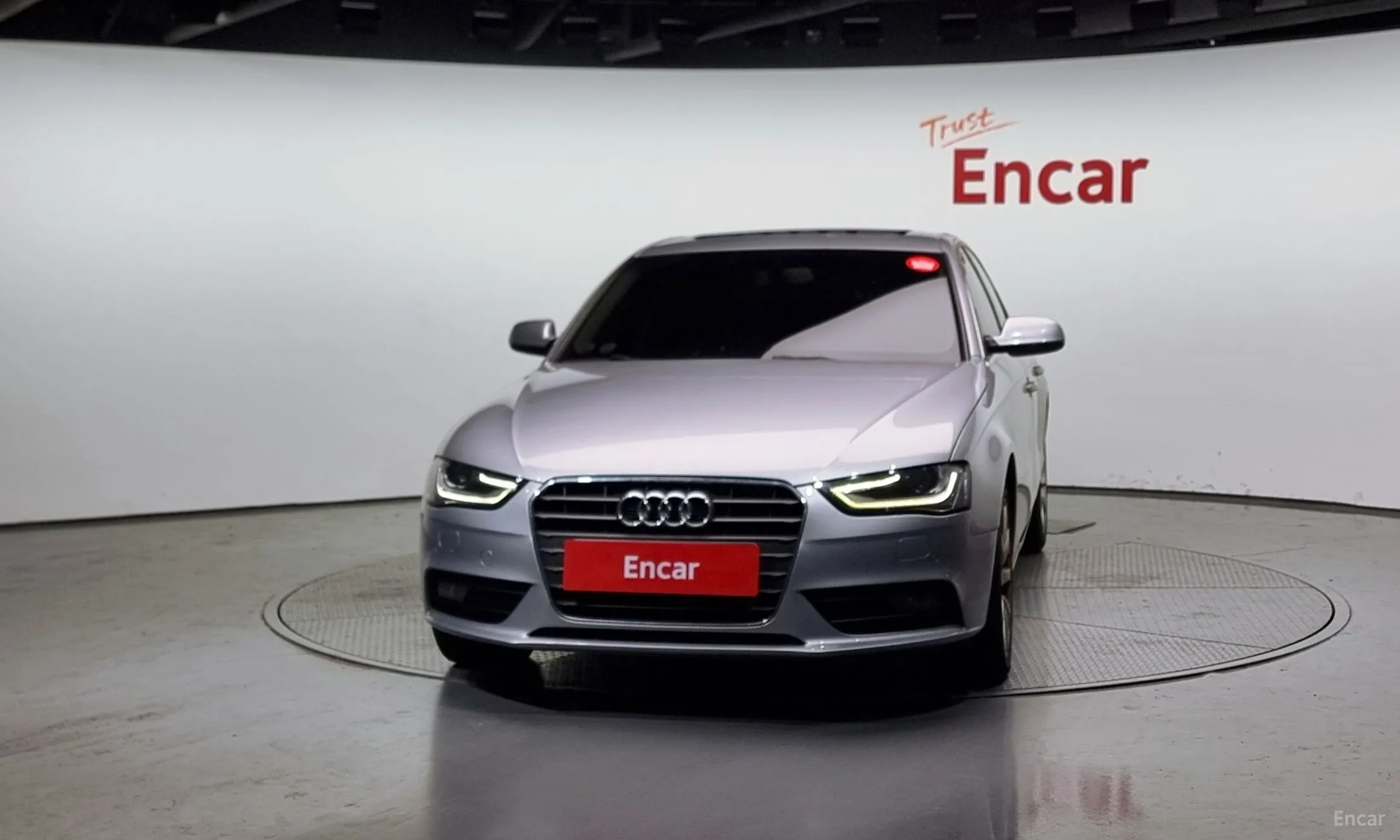 Audi New A4 превью 2