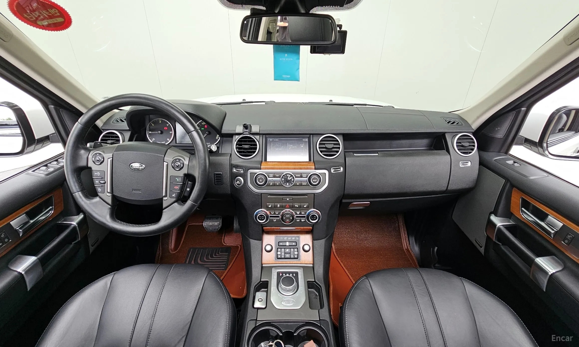 Land Rover Discovery 4 превью 4