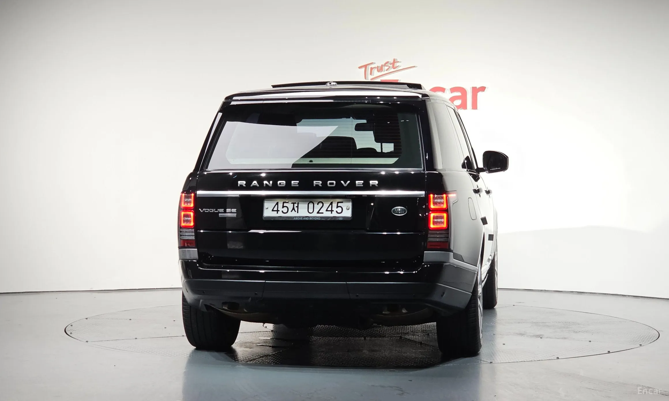 Land Rover Range Rover 4th Generation превью 3