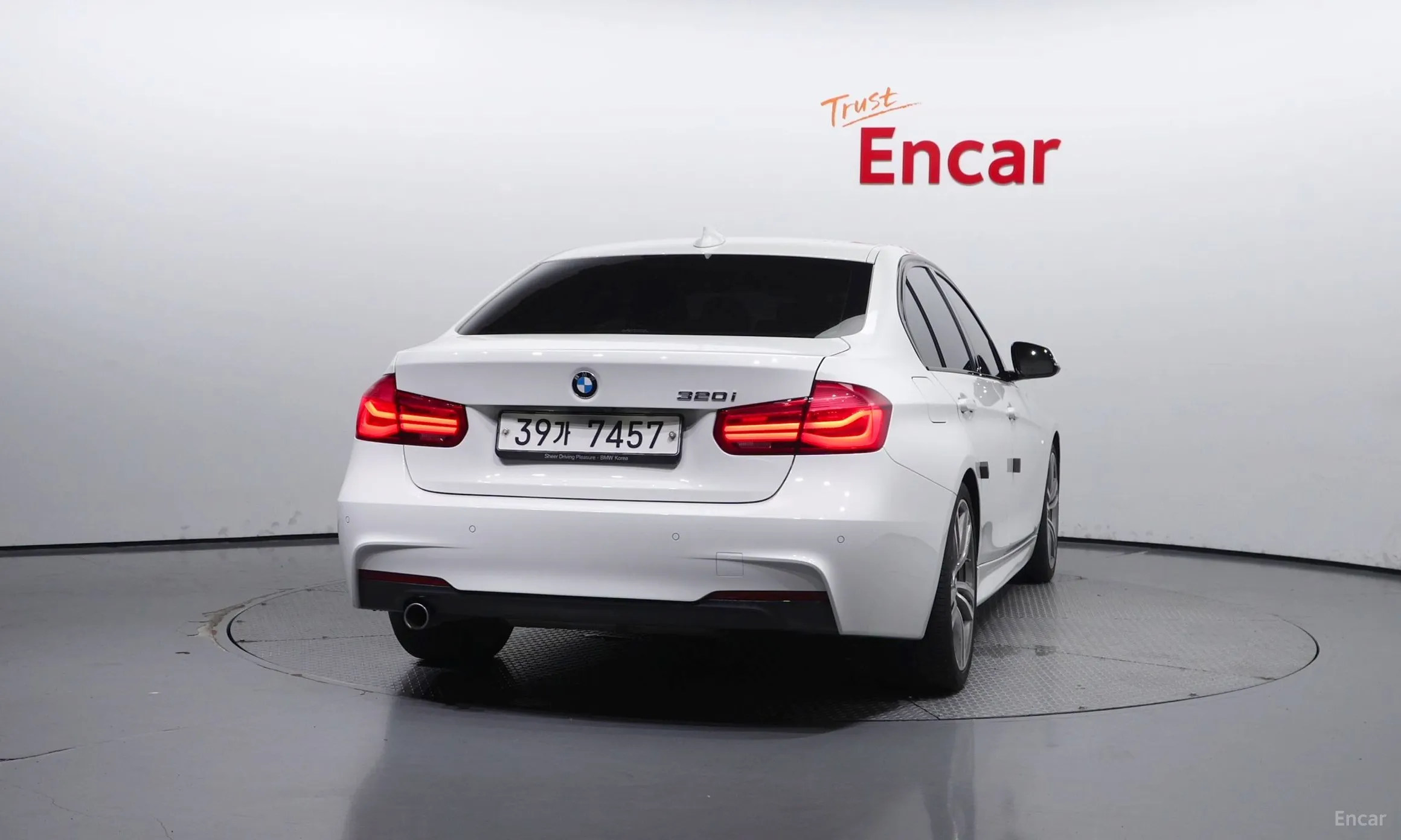 BMW 3 Series (F30) превью 3