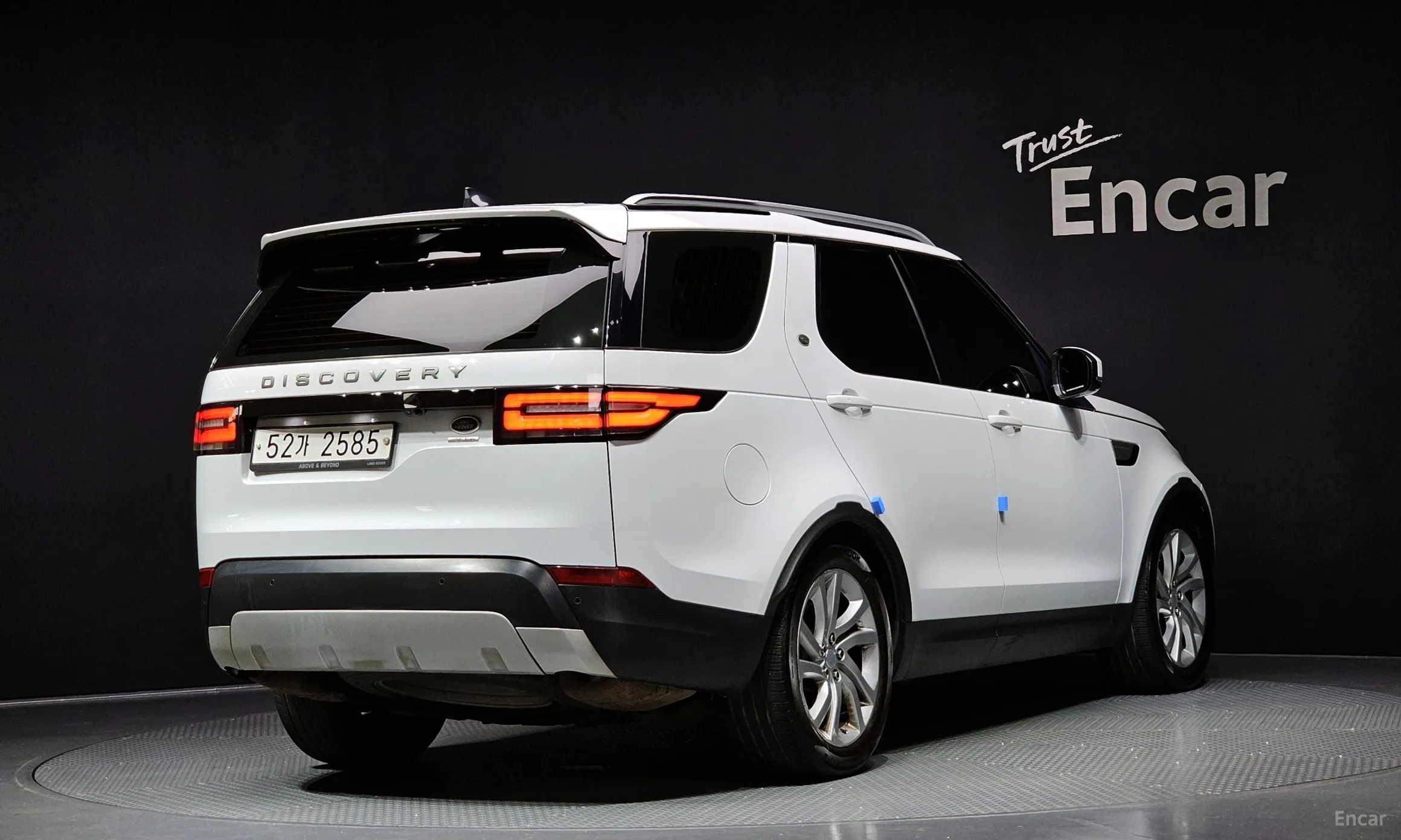 Land Rover Discovery 5 превью 2