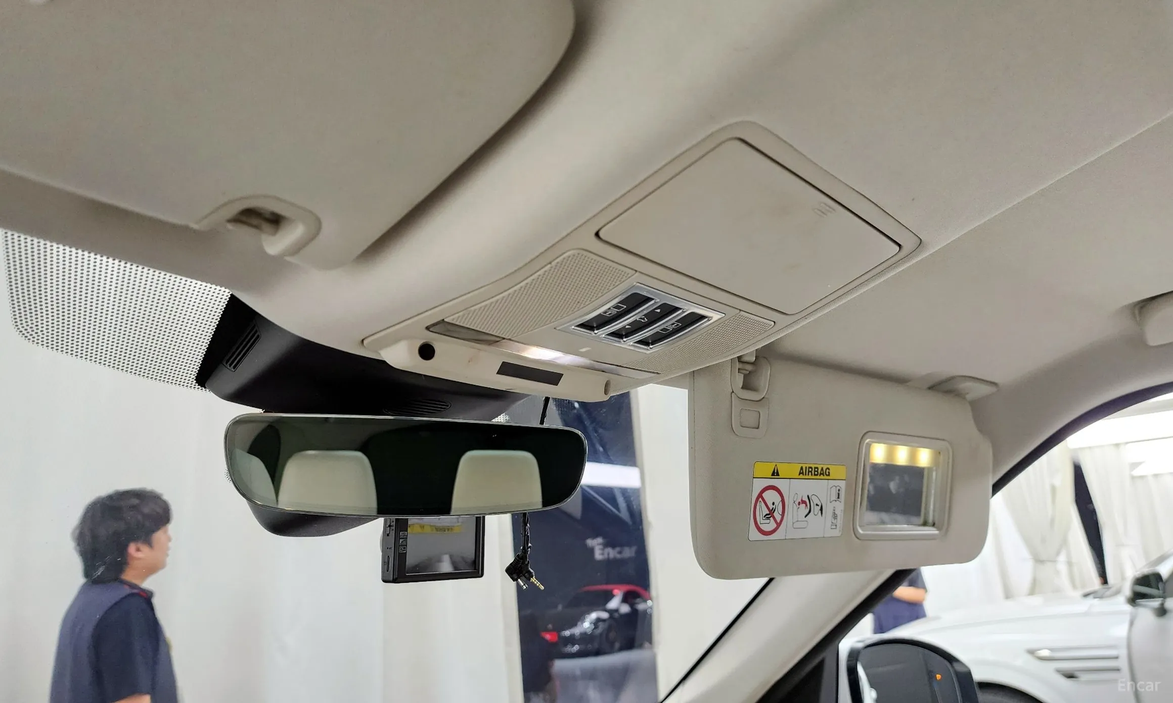 Land Rover Discovery 5 превью 17