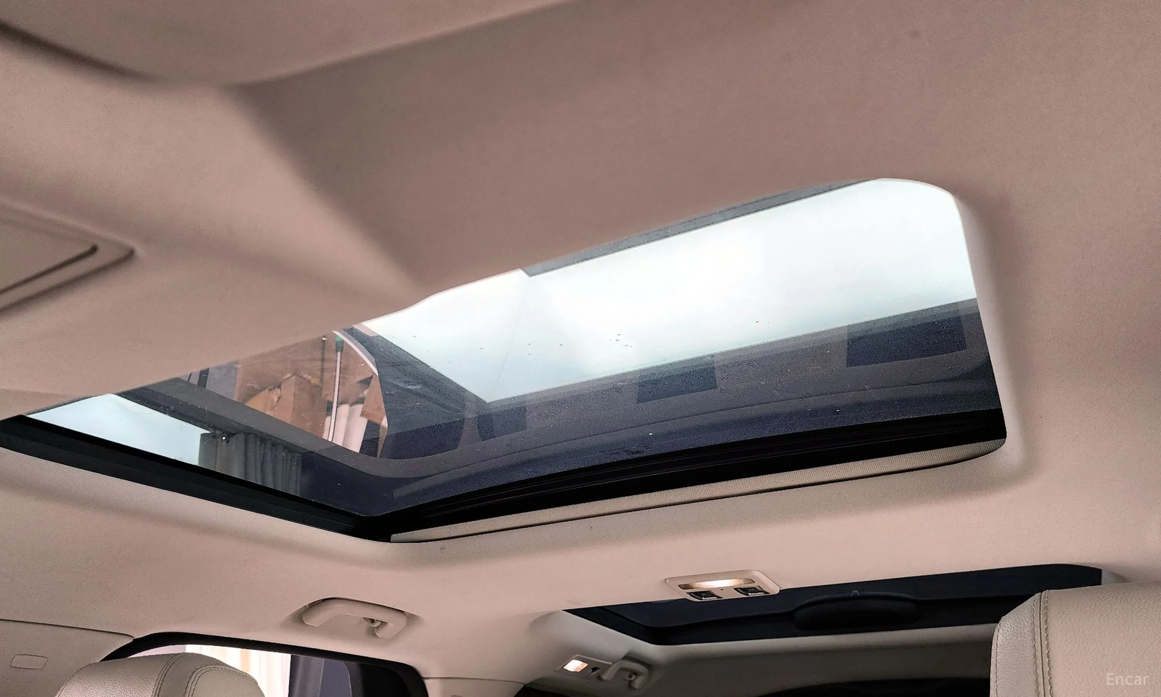 Land Rover Discovery 5 превью 18