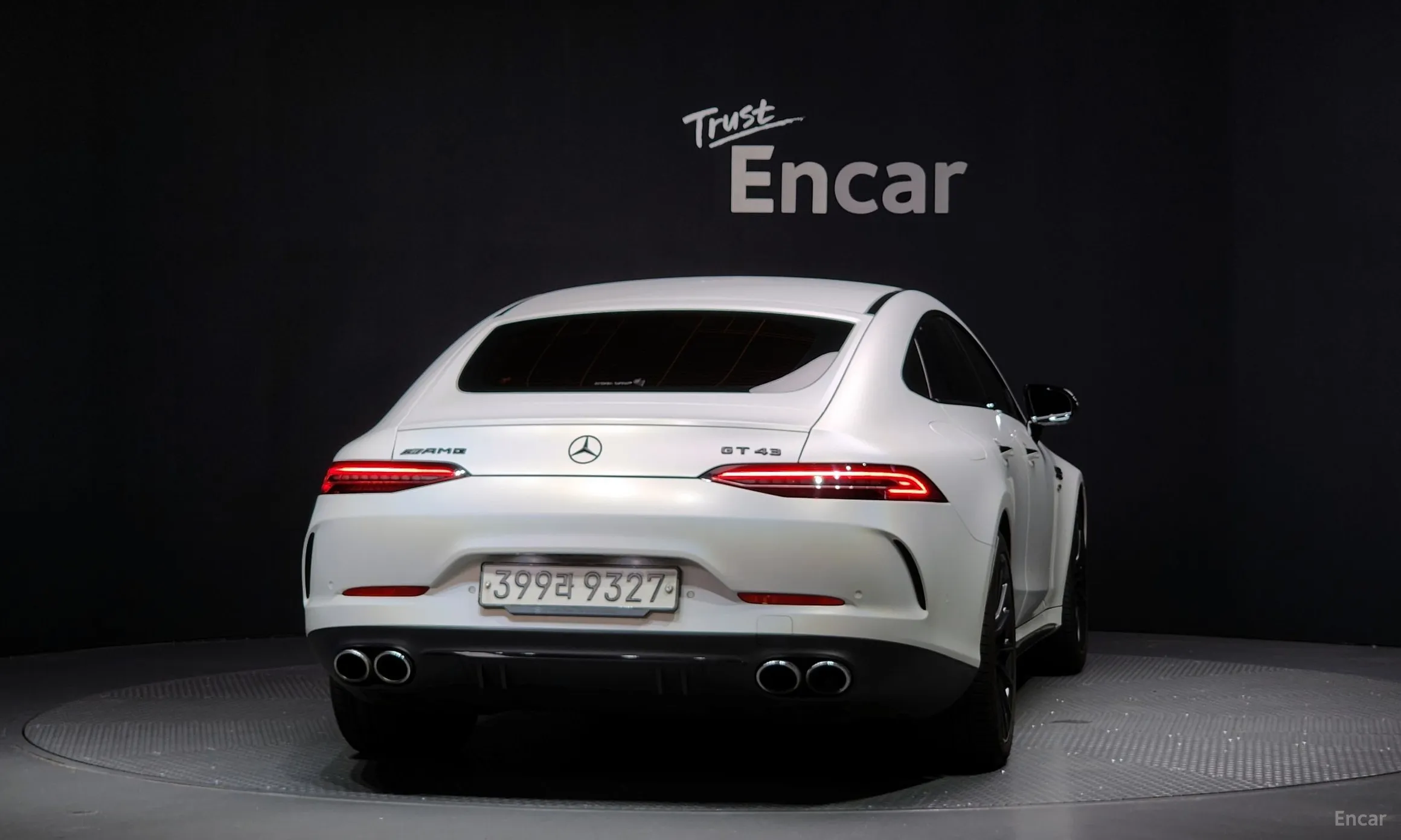 Mercedes Benz AMG GT превью 3