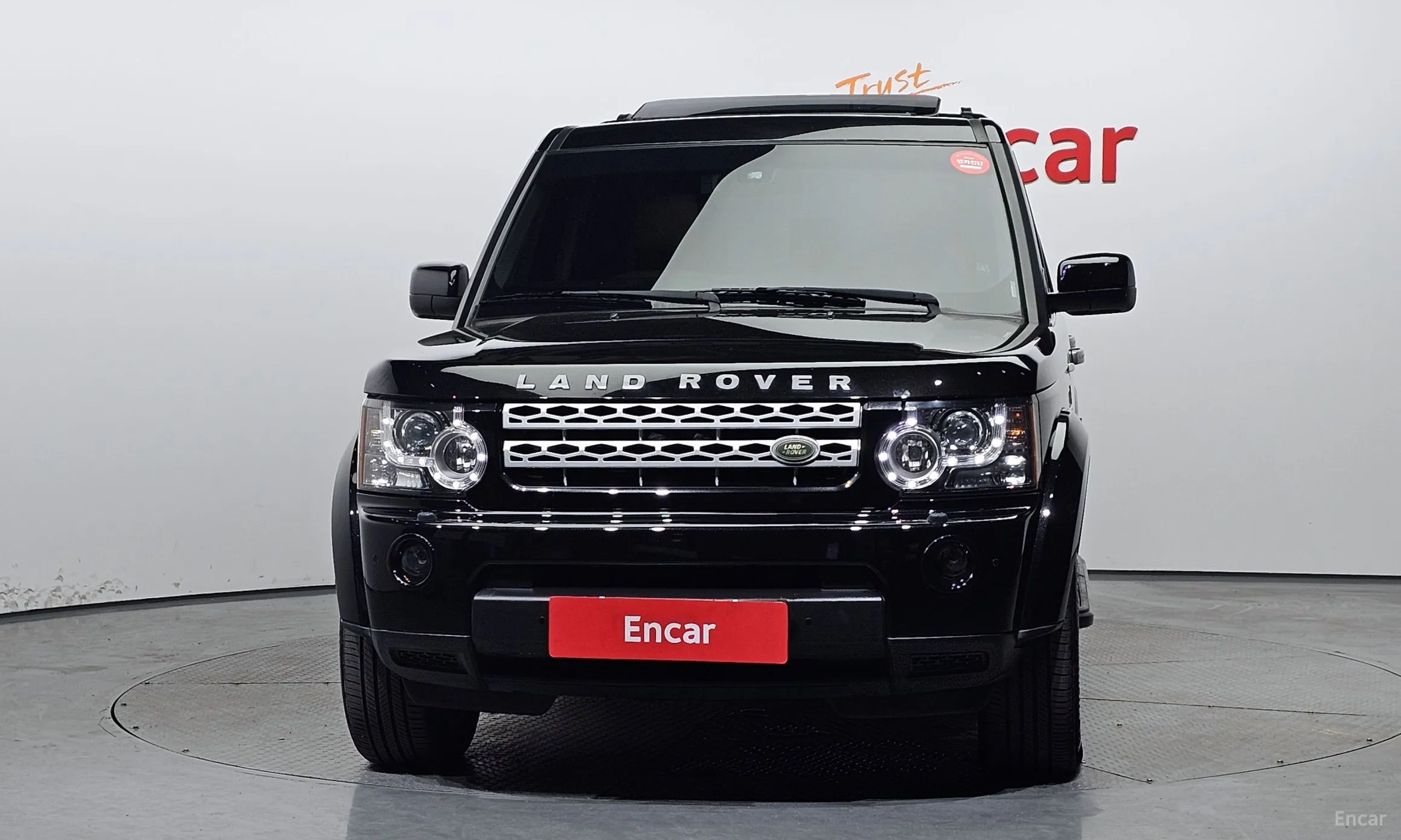 Land Rover Discovery 4