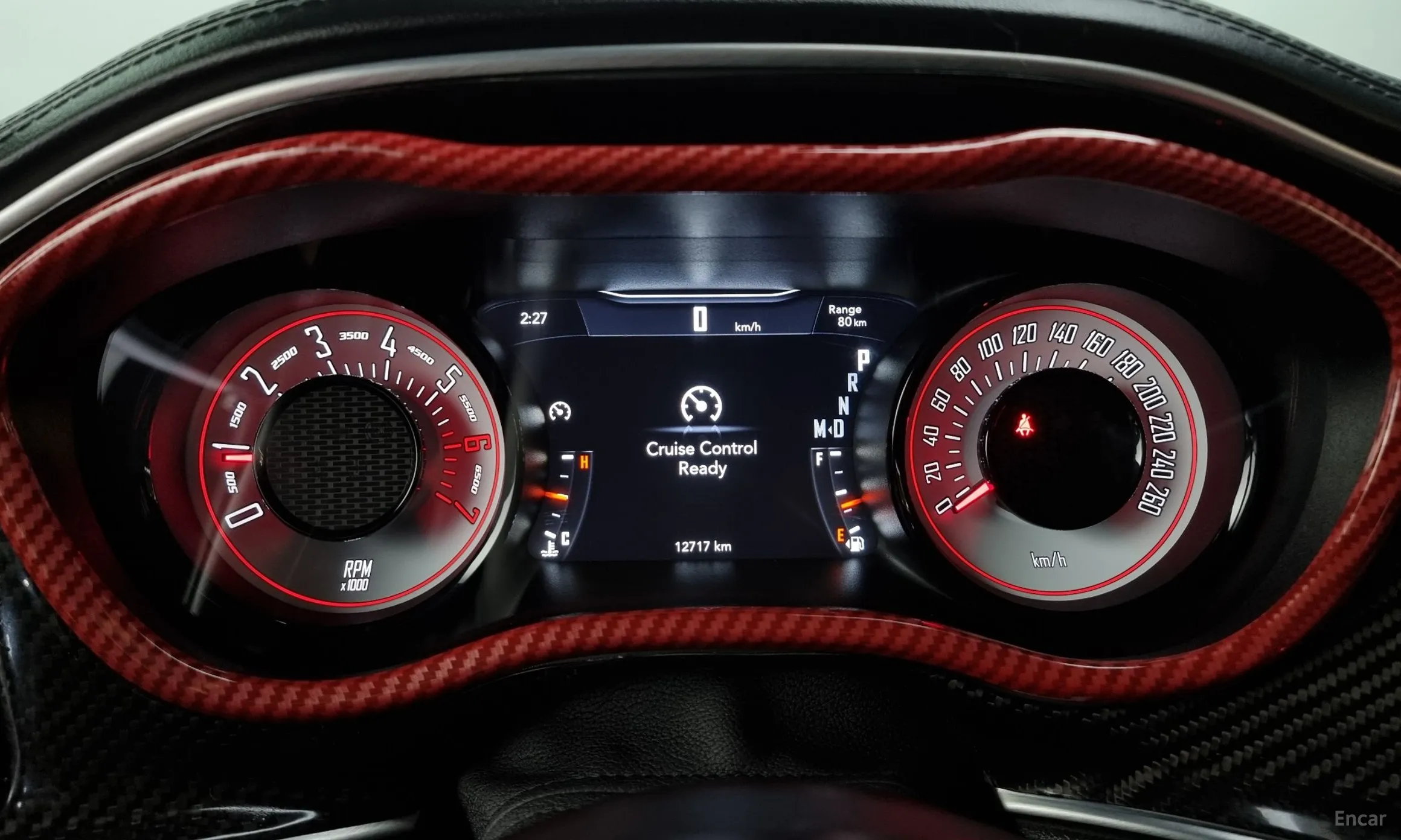 Dodge Challenger превью 8