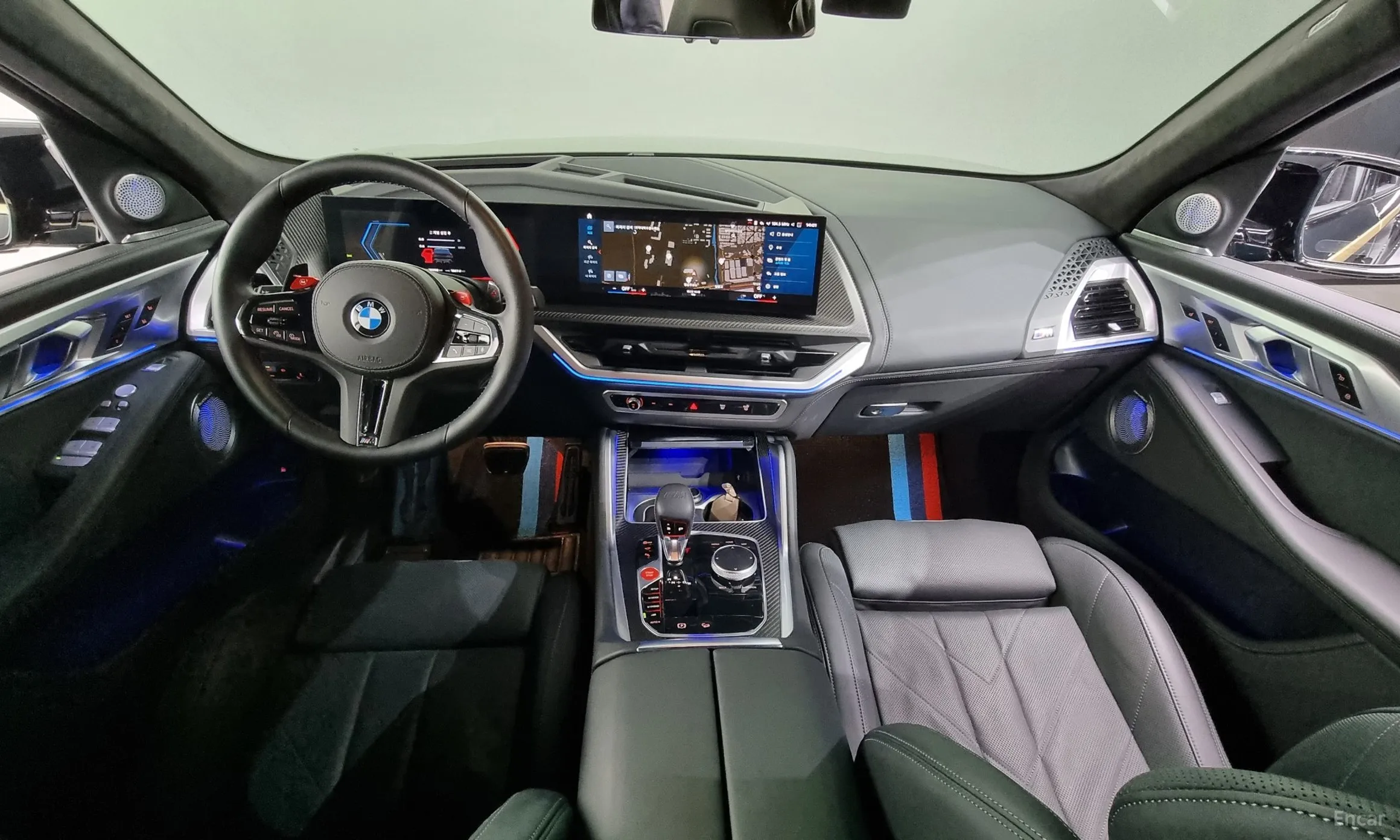 BMW XM (G09) превью 4