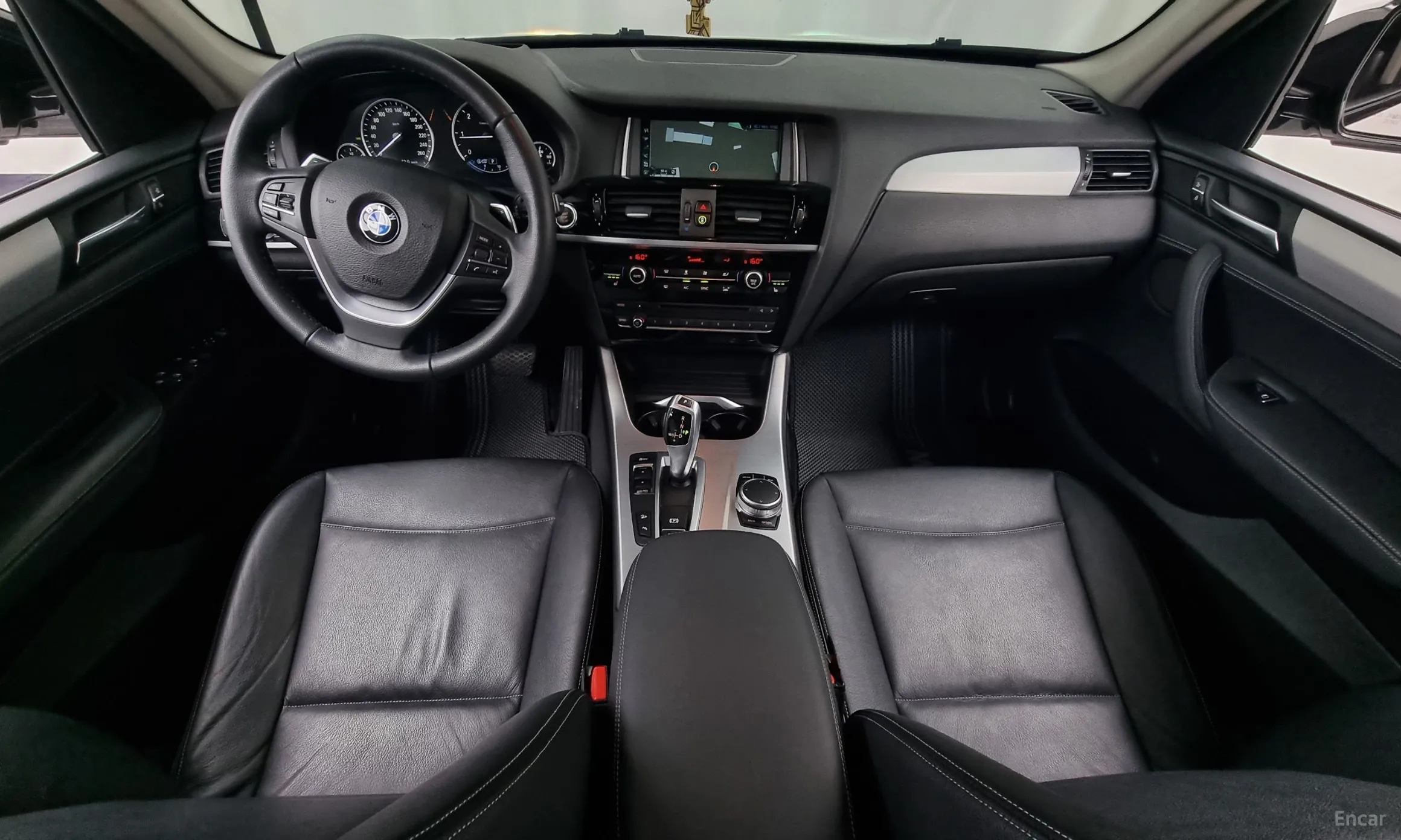 BMW X3 (F25) превью 4