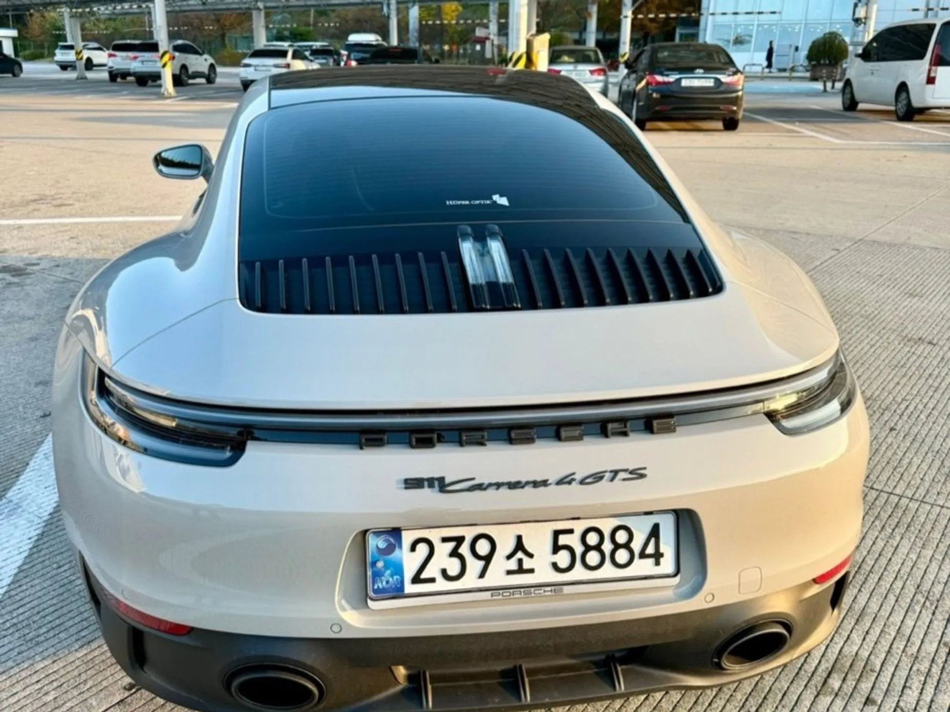 Porsche 911 (992) превью 3