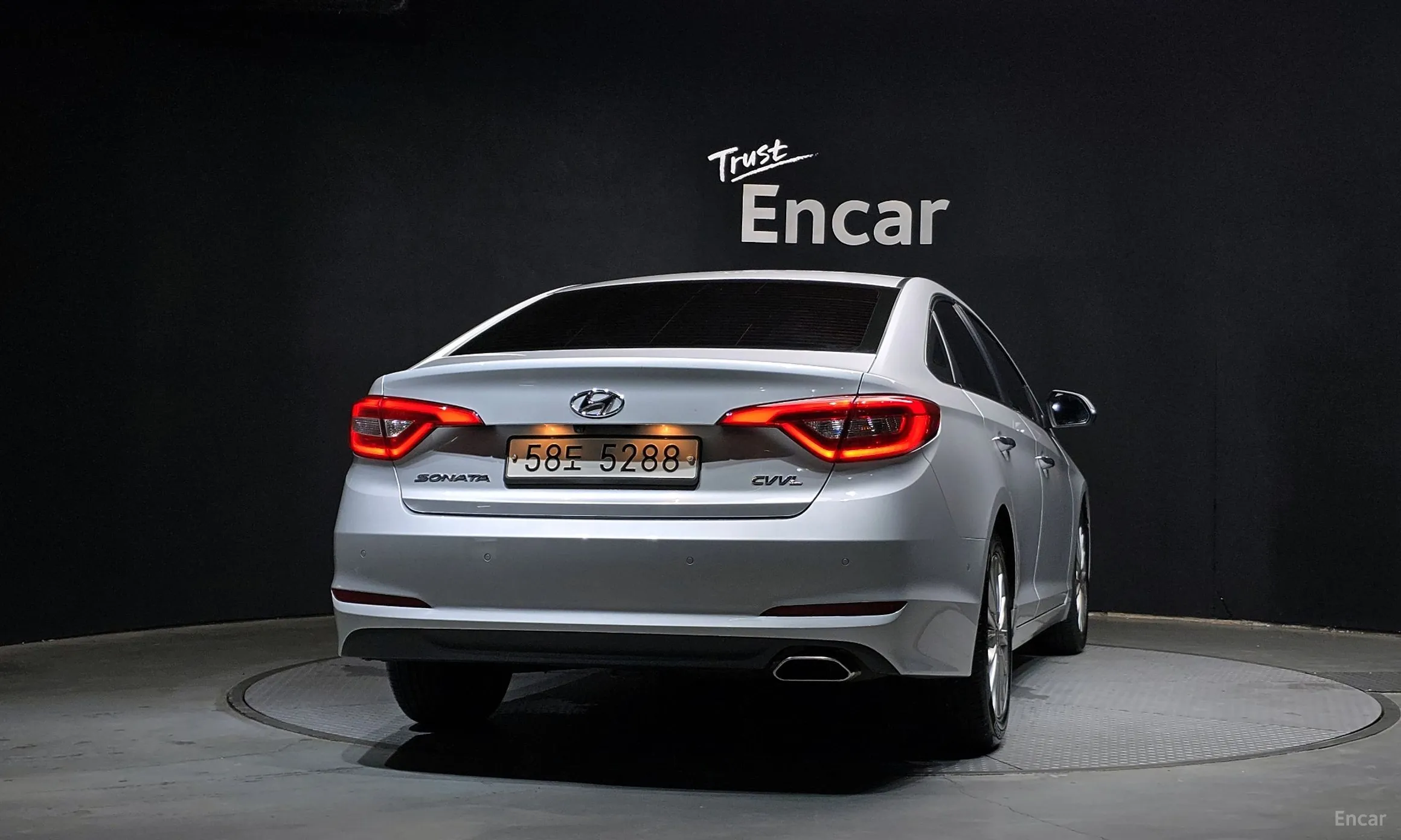 Hyundai LF Sonata превью 3