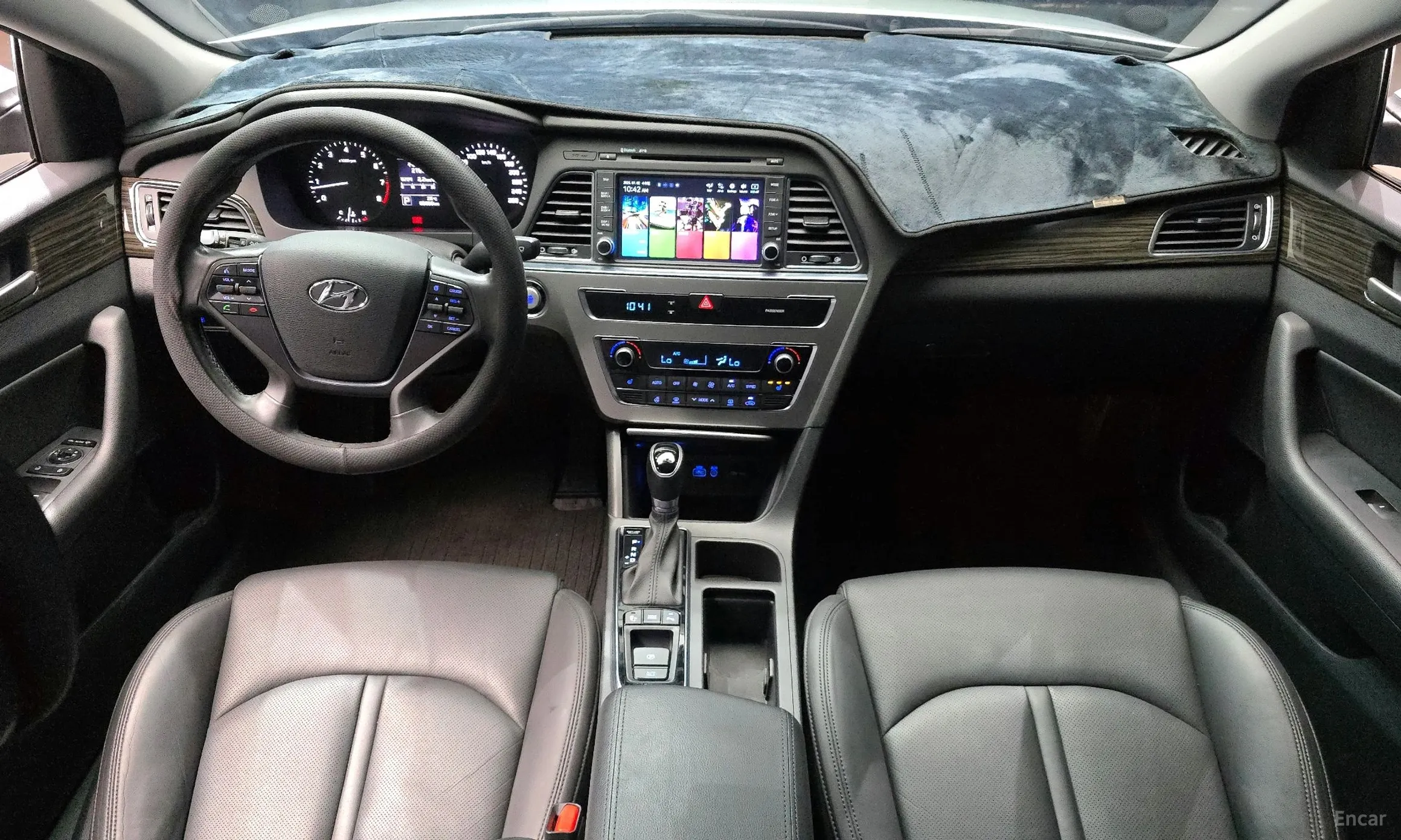 Hyundai LF Sonata превью 4