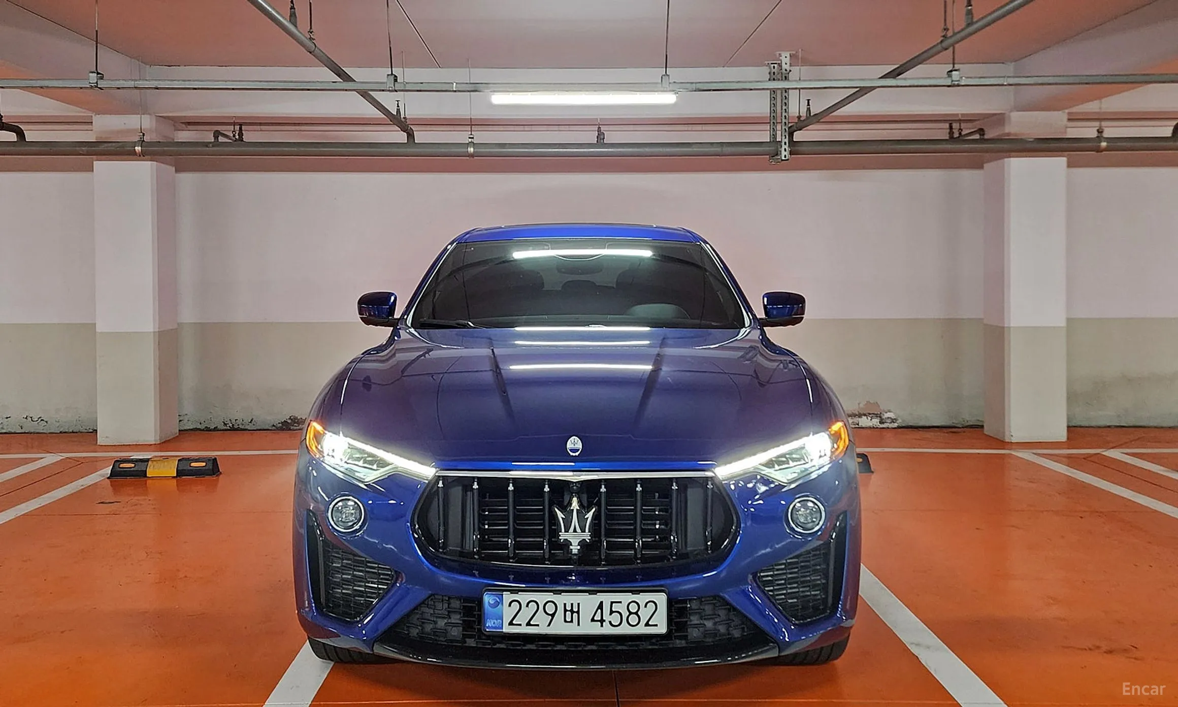Maserati Levante превью 3