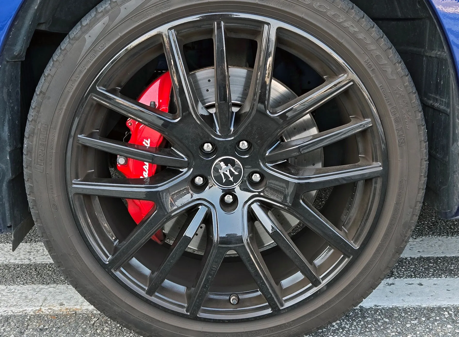 Maserati Levante превью 5