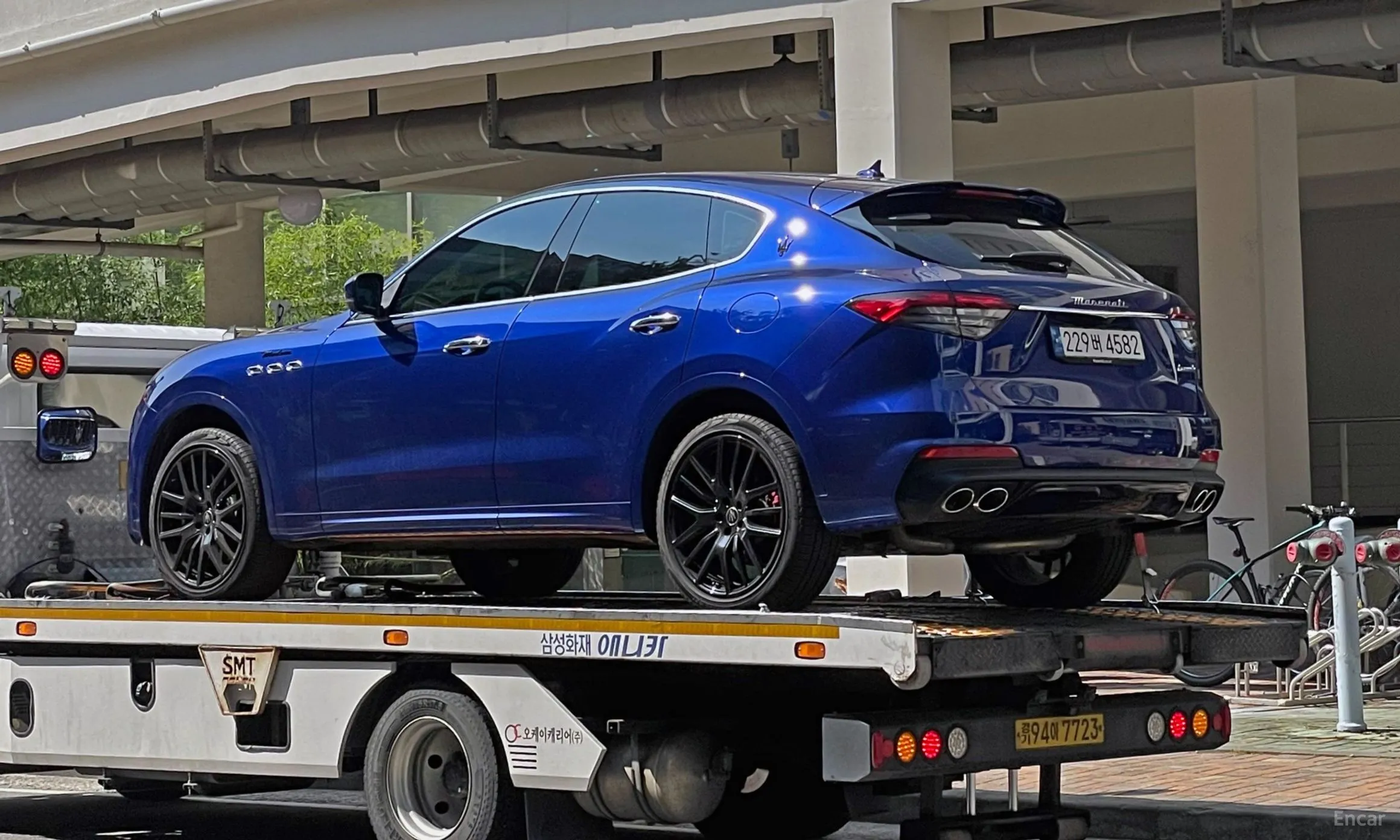 Maserati Levante превью 8