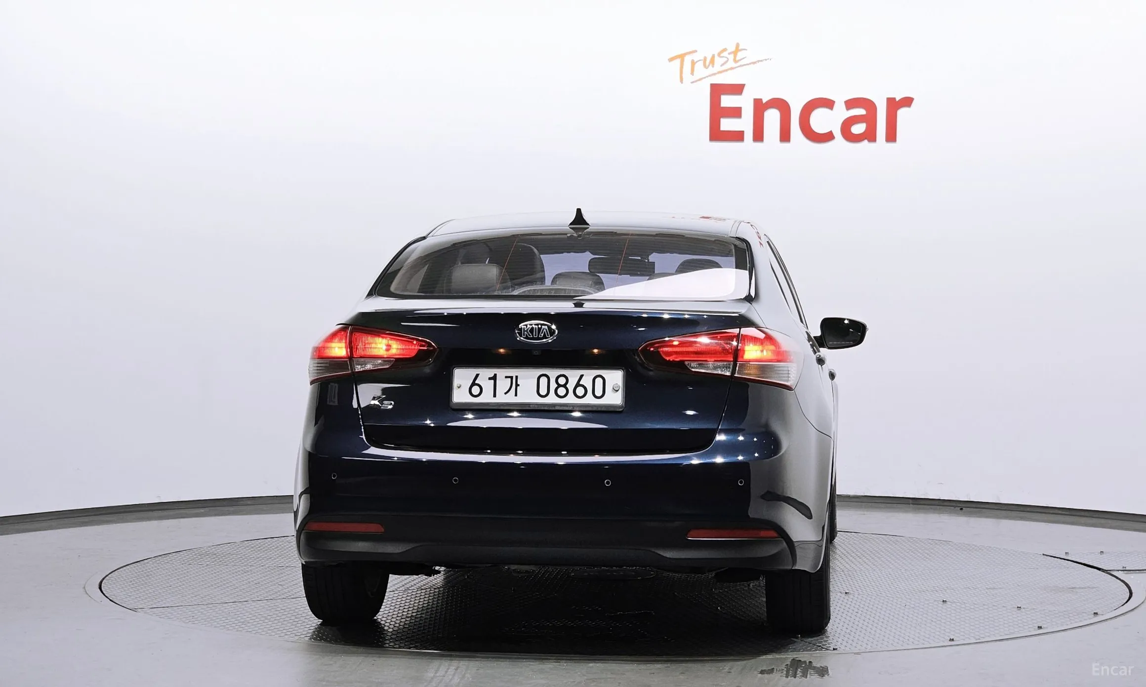 Kia K3 превью 3