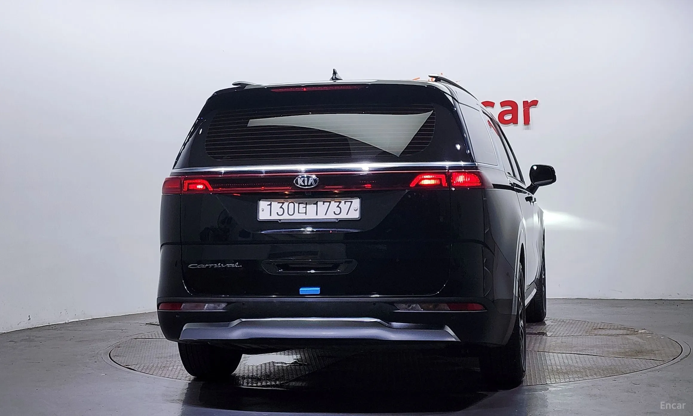 Kia Carnival Gen 4 превью 3