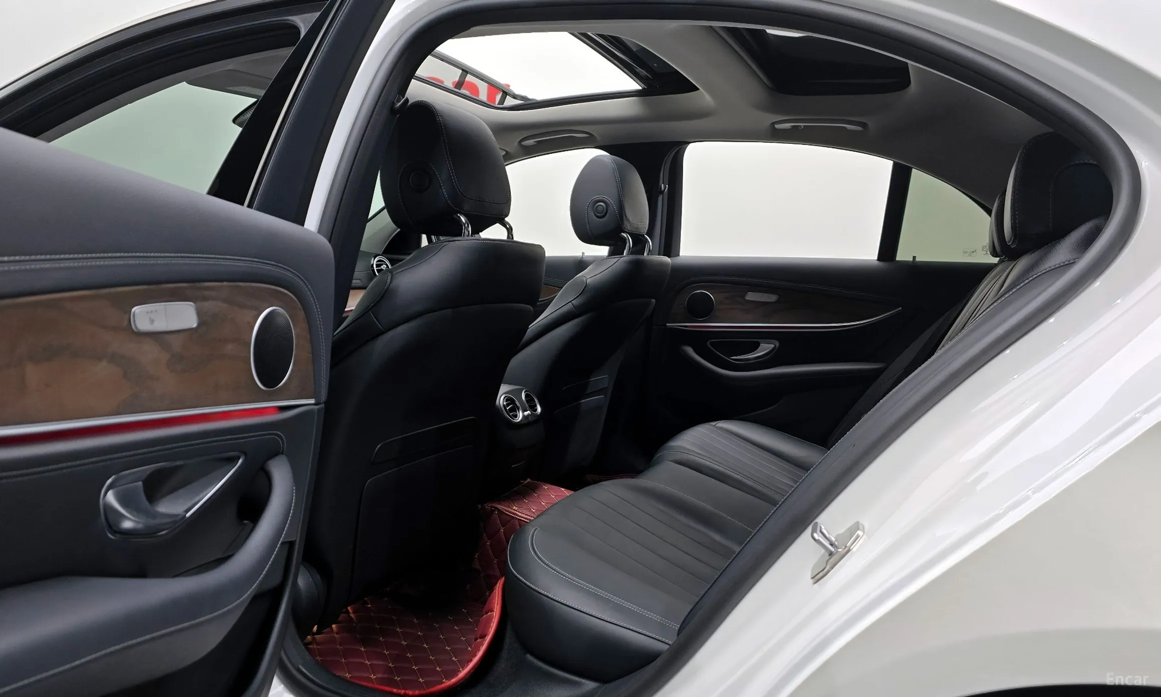 Mercedes Benz E-Class W213 превью 12