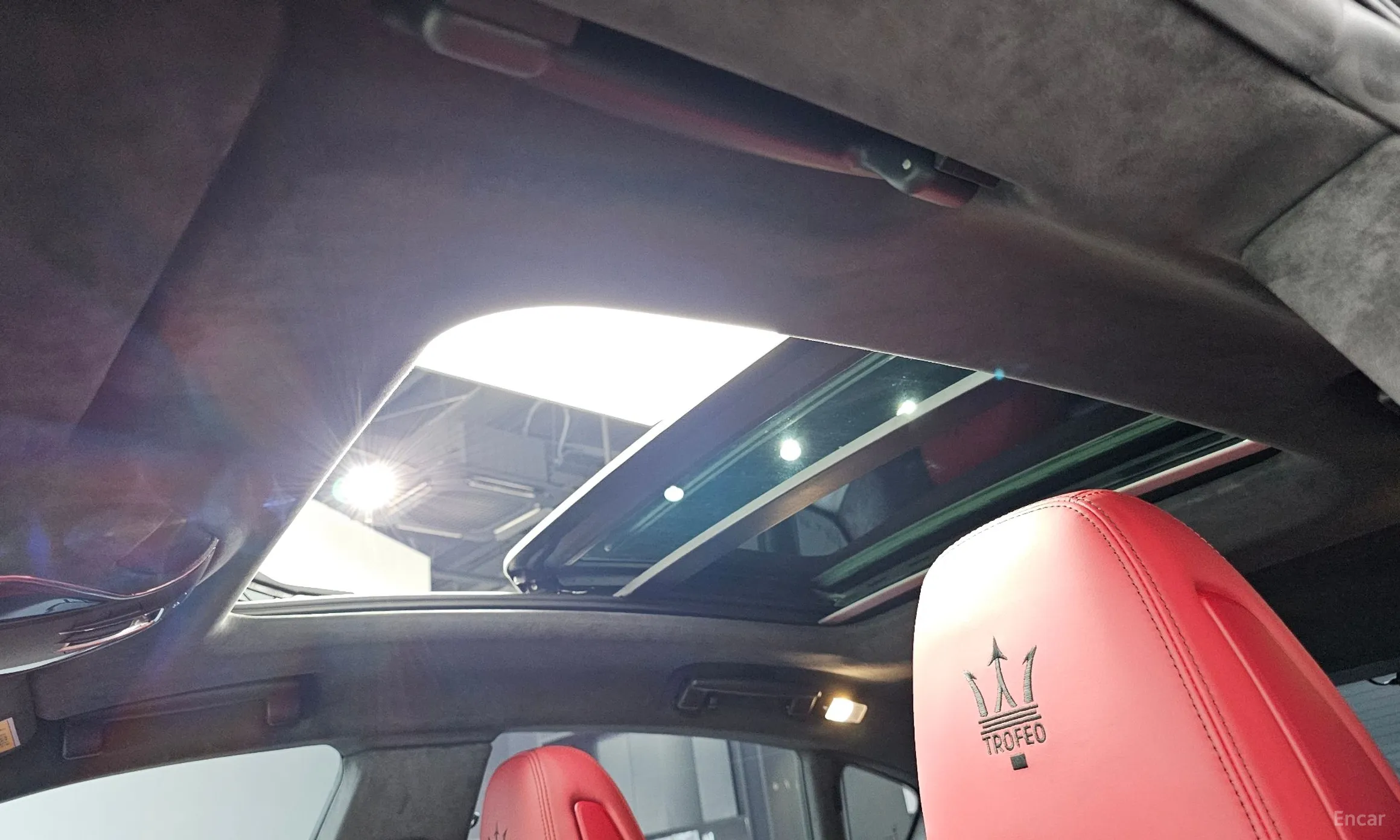 Maserati Levante превью 19